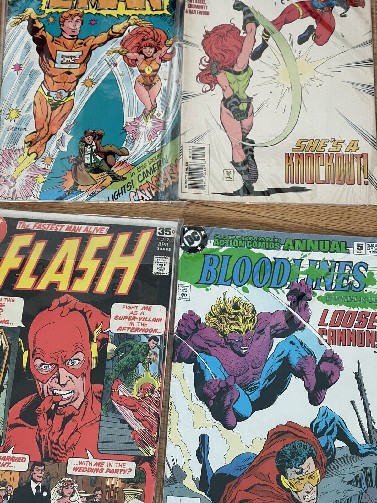 Lot of  18 comic books  (6)