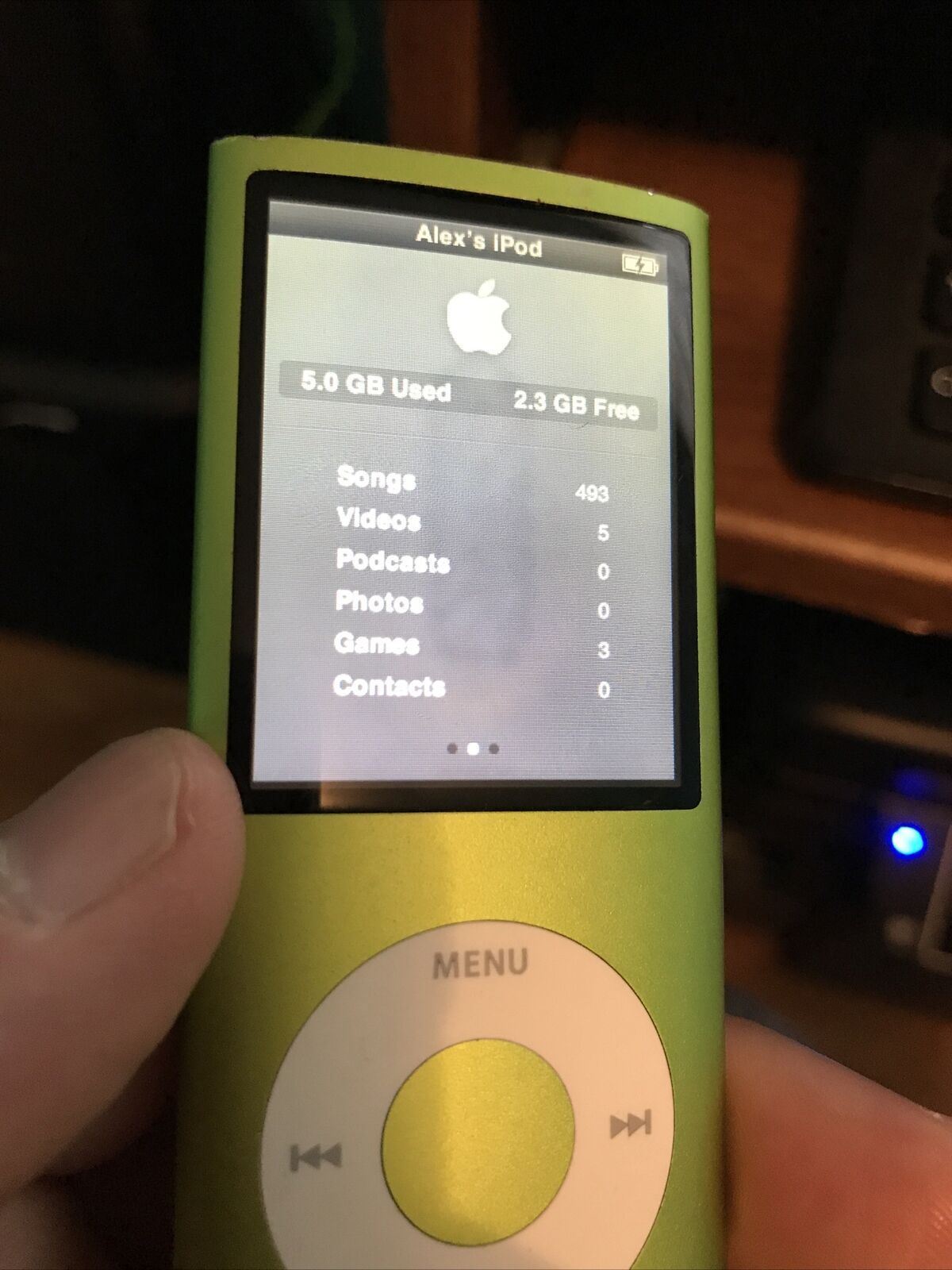 Apple iPod nano 4th Generation Green (8 GB) Works , (asis)