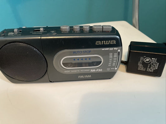 Aiwa RM-P30W FM/AM Radio / Cassette Player WORKS GREAT (13)