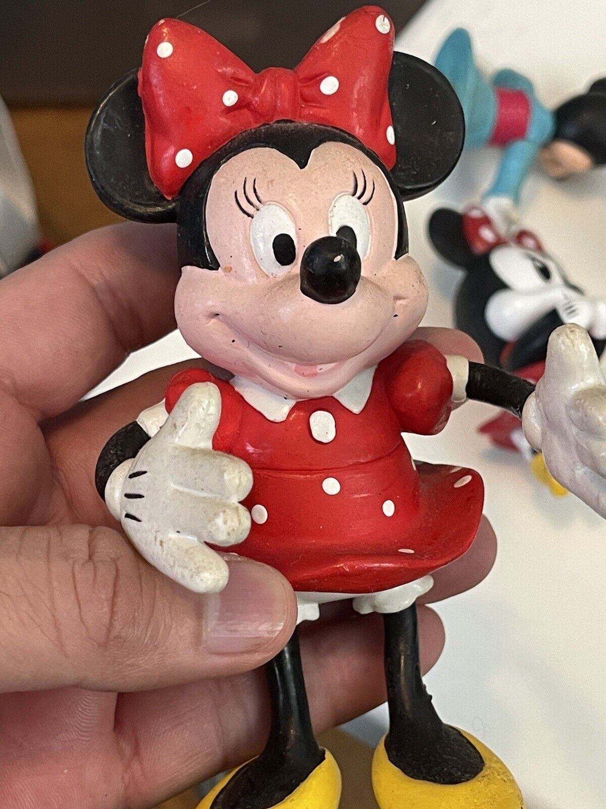 Collection of  11 mickey and mini mouse , Disneyland Must Have , (14)