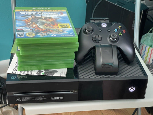 Xbox One 500gb With 8 Games 