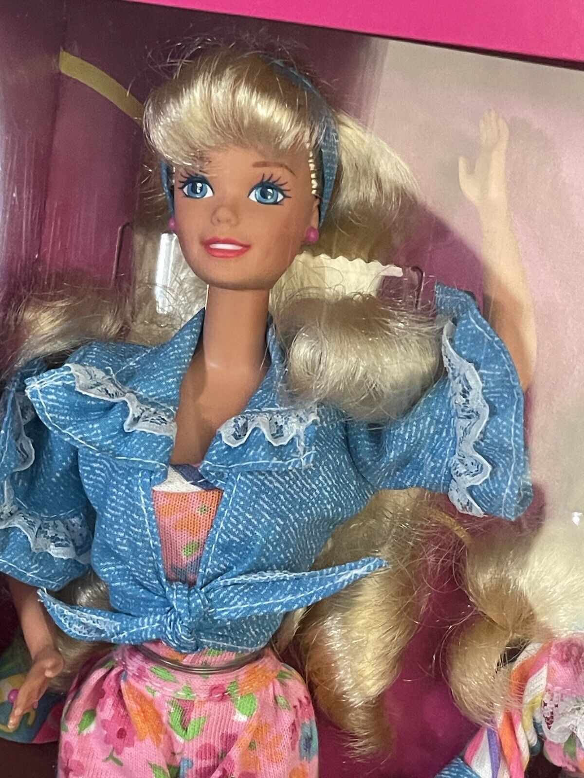 1993 Barbie Birthday Fun at McDonalds with Stacie & Todd Gift Set 