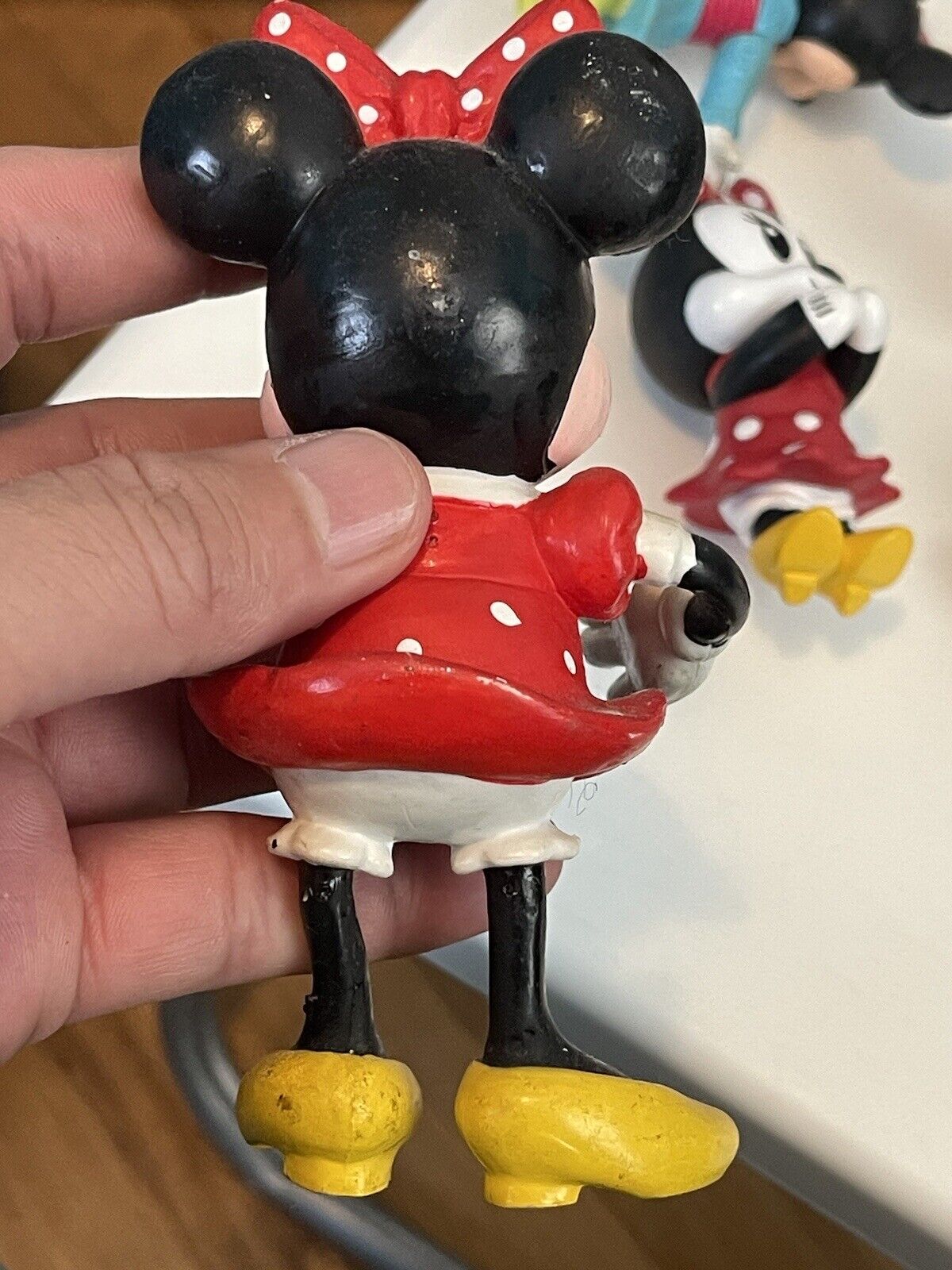 Collection of  11 mickey and mini mouse , Disneyland Must Have , (14)