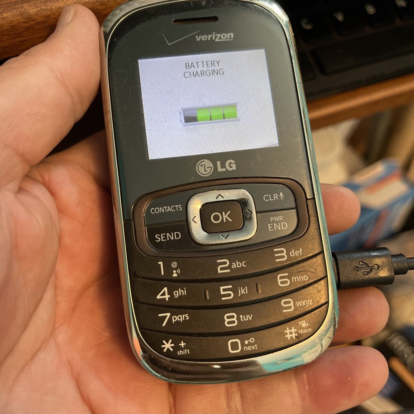 Vintage LG flip phone Model lG-VU530 (17)