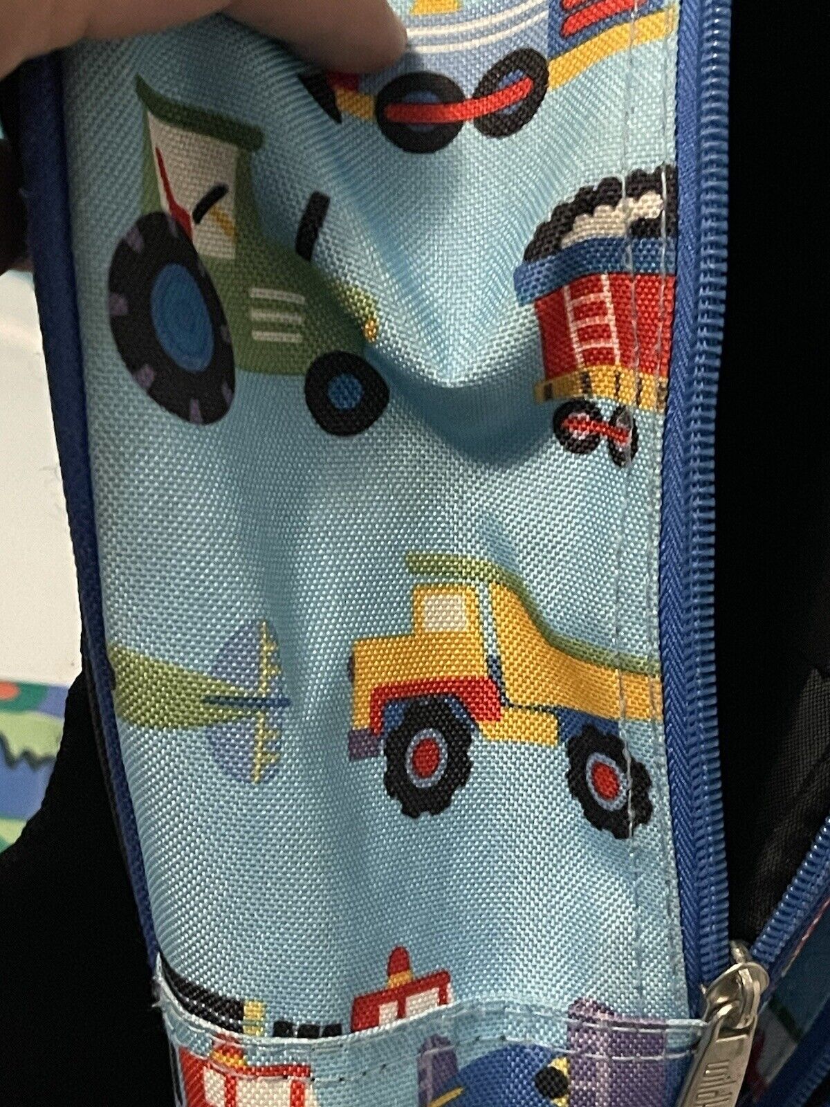 Wildkin Blue Red Yellow Plane Truck Train Zip Multi Compartment Backpack kids zi