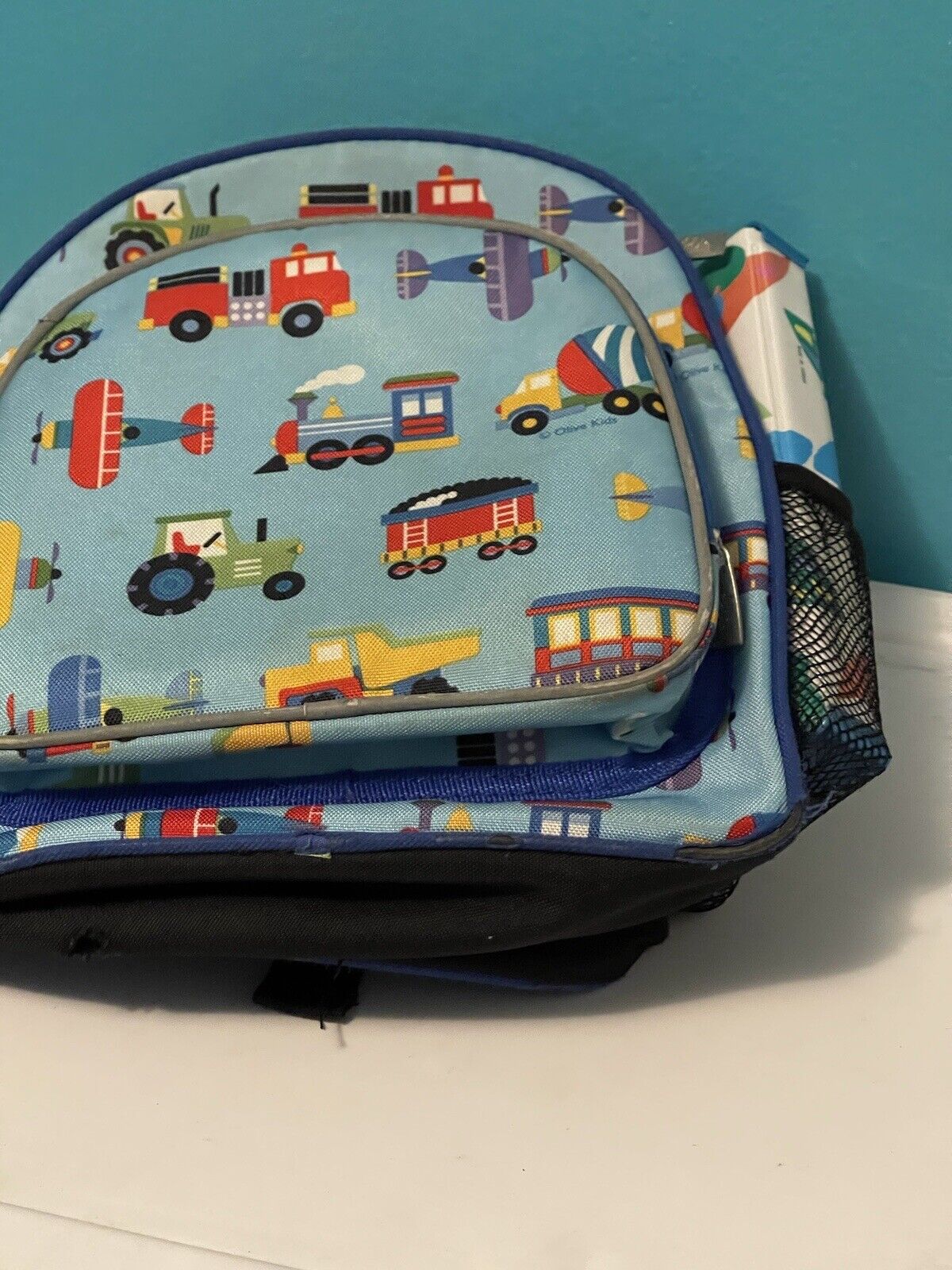 Wildkin Blue Red Yellow Plane Truck Train Zip Multi Compartment Backpack kids zi