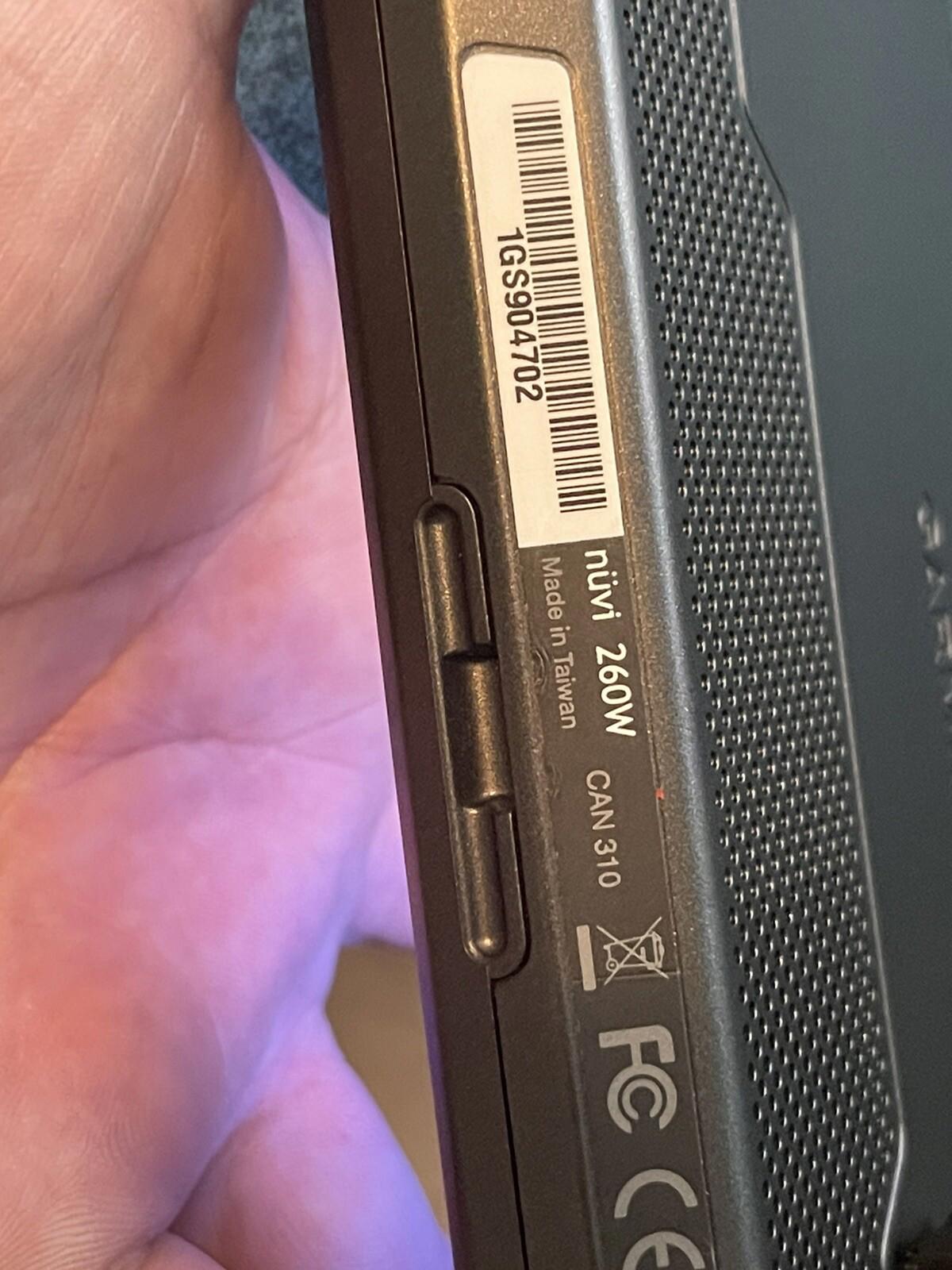 Garmin nüvi 260W  CAN 310 GPS - GOOD CONDITION