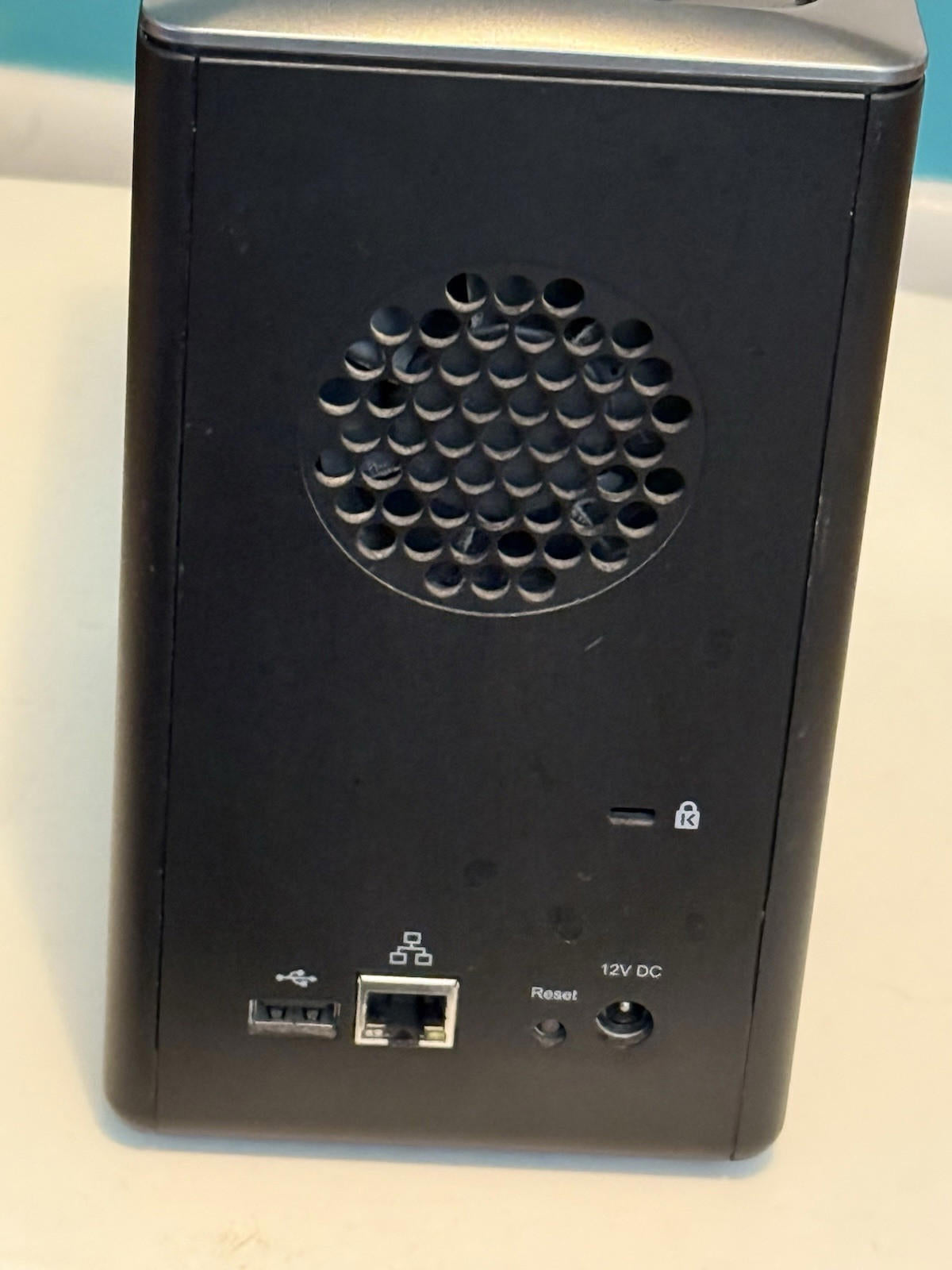 LinkSys Media Hub NMH 305, , Works , No Hard Drives