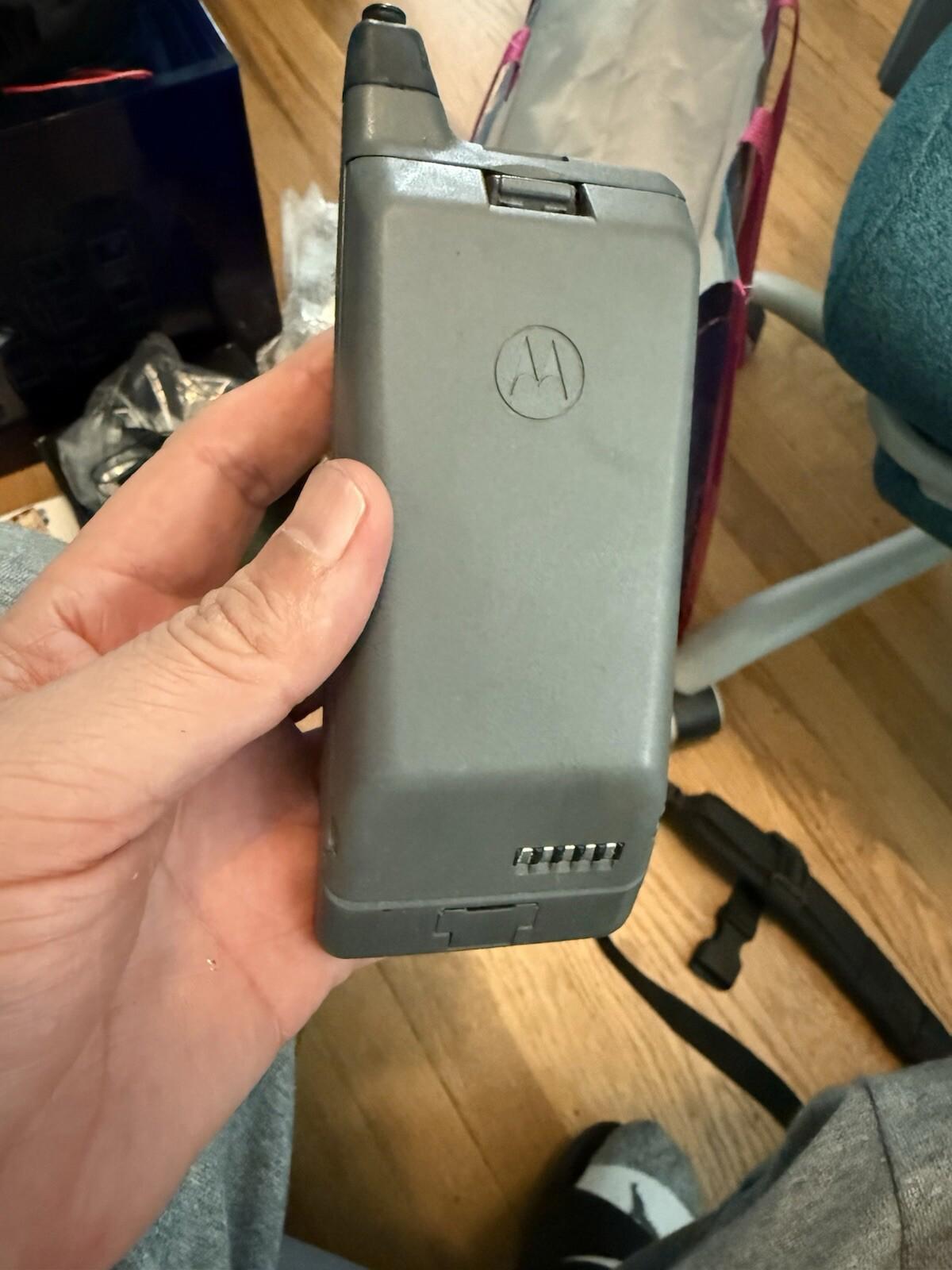 Used- Vintage Motorola MicroTac DPC 650 Flip Cell Phone Untested , No Power Cabl