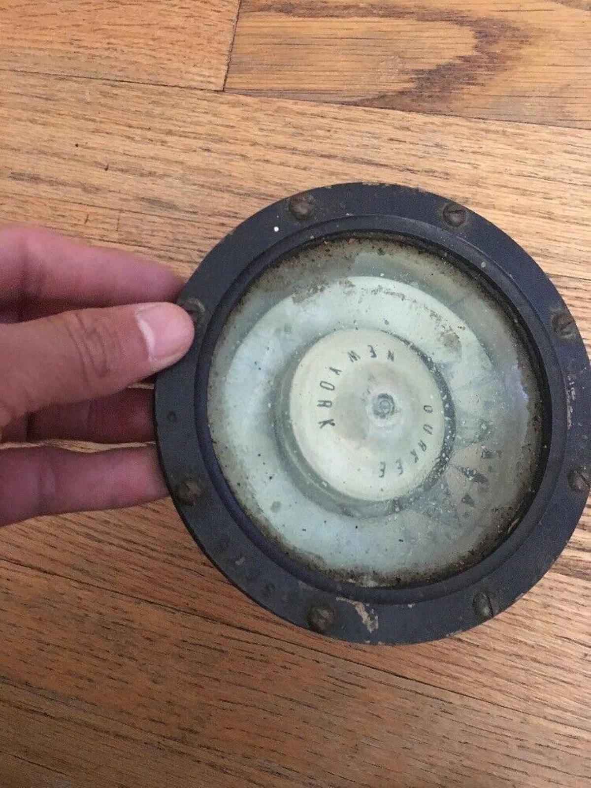 Durkee Newyork Compass S576.  (11)