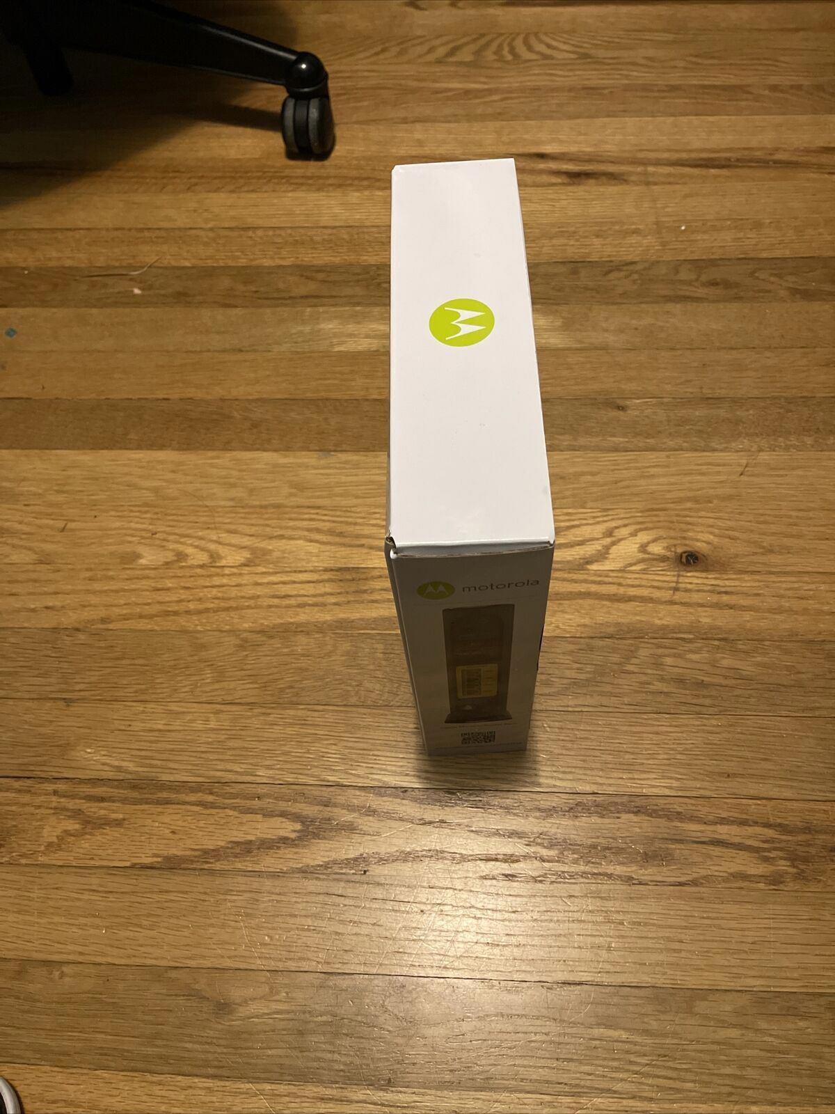 Motorola MG7315 8x4 343 Mbps DOCSIS 3.0 Cable Modem Plus N450 Wi-Fi Router