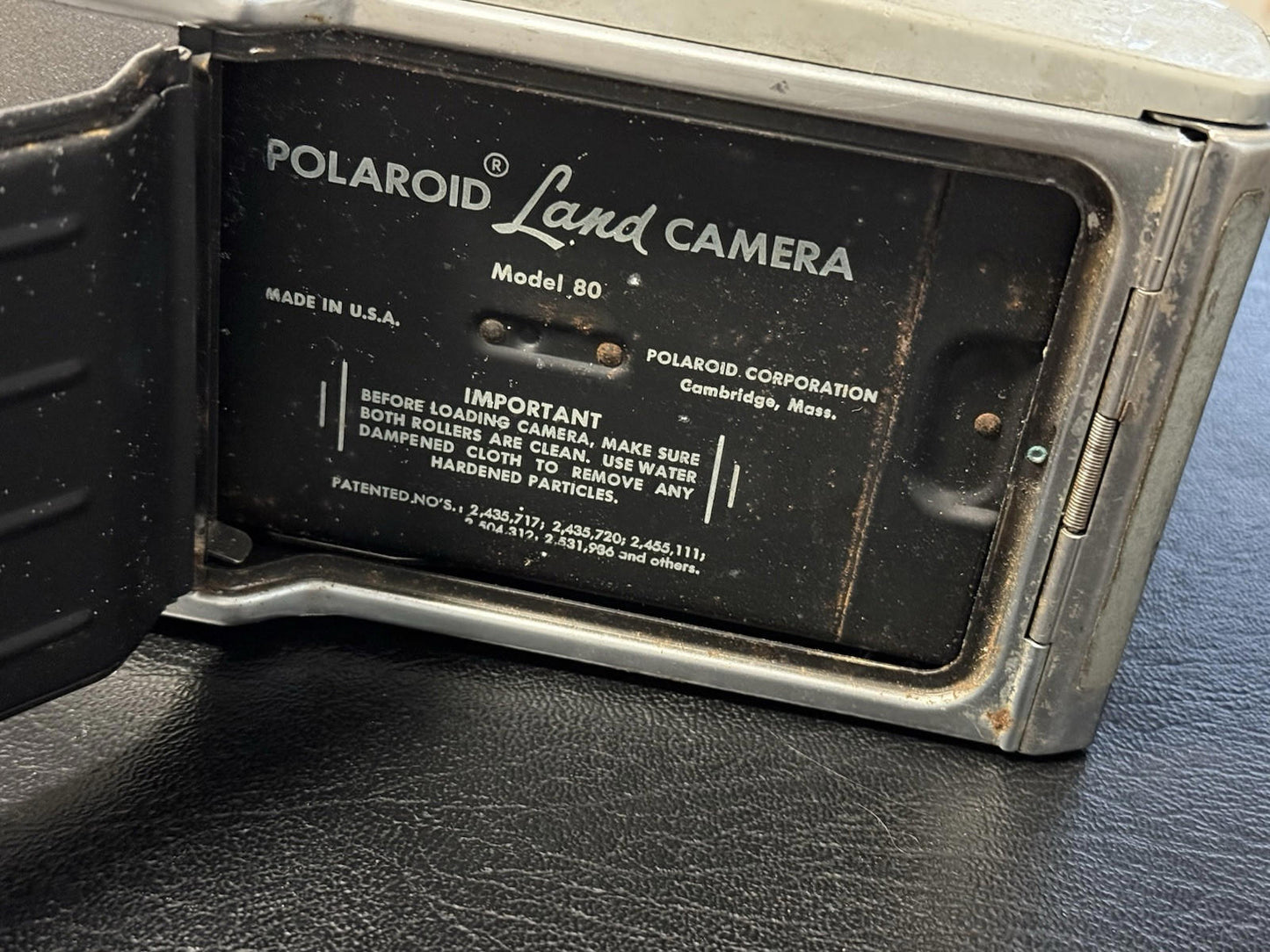 Vintage Antique 1950's Polaroid Land Camera Model 80  Rusty Spots , Not Tested