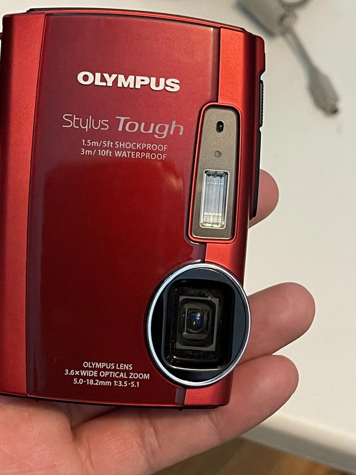 Olympus Stylus Tough 3000 µTough 3000 12.0MP Digital Camera - Red (6)