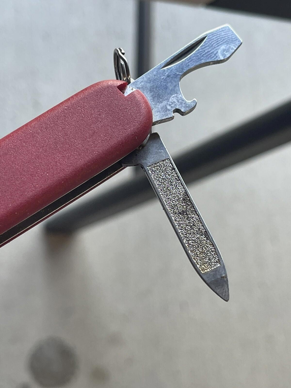 Vintage Officier Suisse Rostfrei Victorinox Swiss Army Knife   Nice Knife