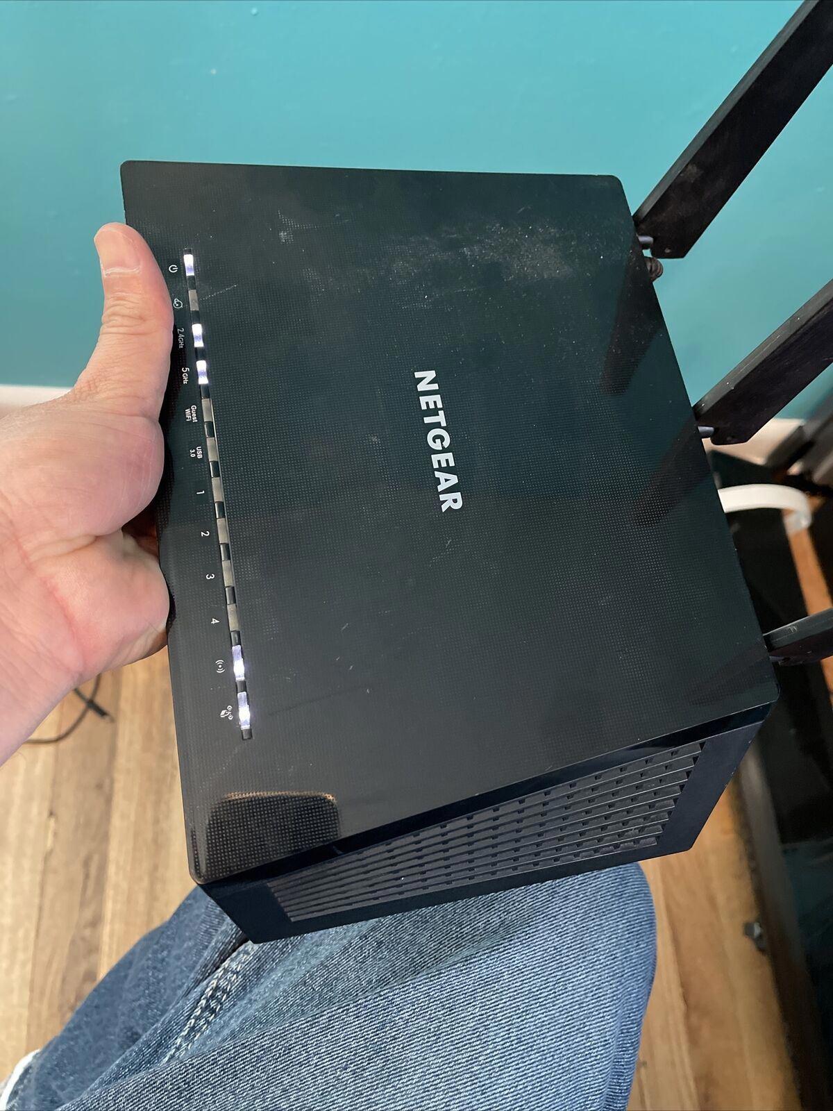 Netgear Router Model R6700v2