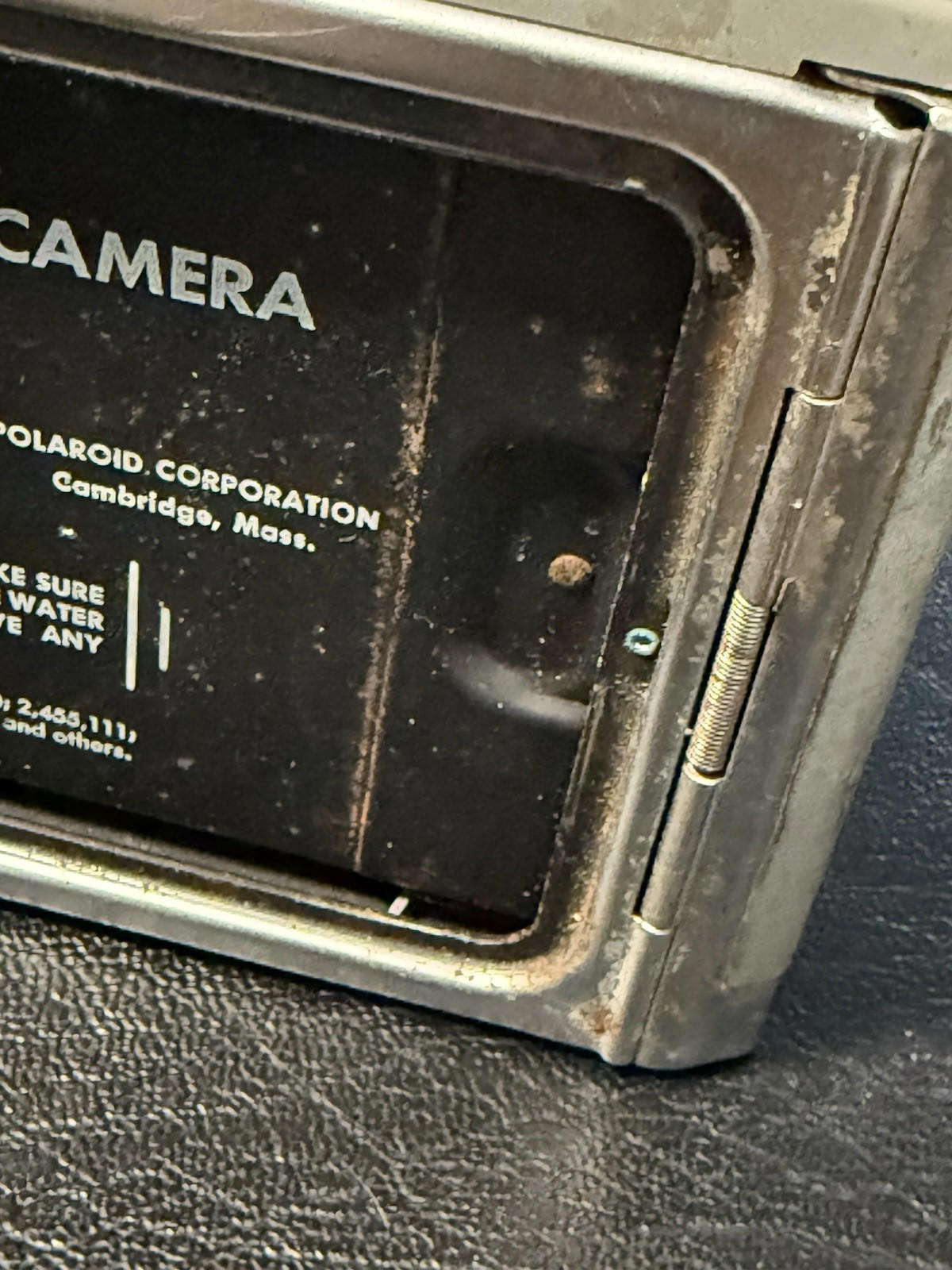 Vintage Antique 1950's Polaroid Land Camera Model 80  Rusty Spots , Not Tested