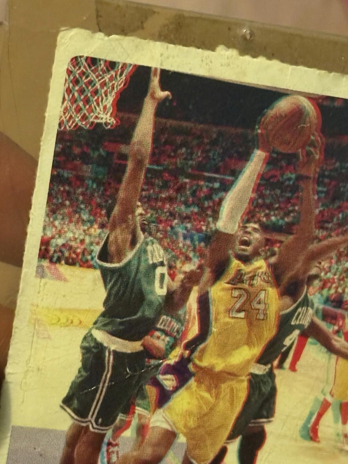 Kobe Bryant SI Sports Illustrated for Kids 2008 3D Card #312 Read Lakers