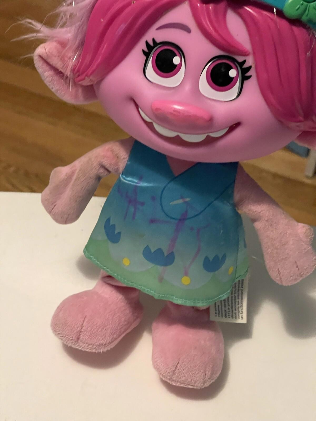 Dreamworks Trolls World Tour Color Poppin' Poppy 14" Doll Games Music More