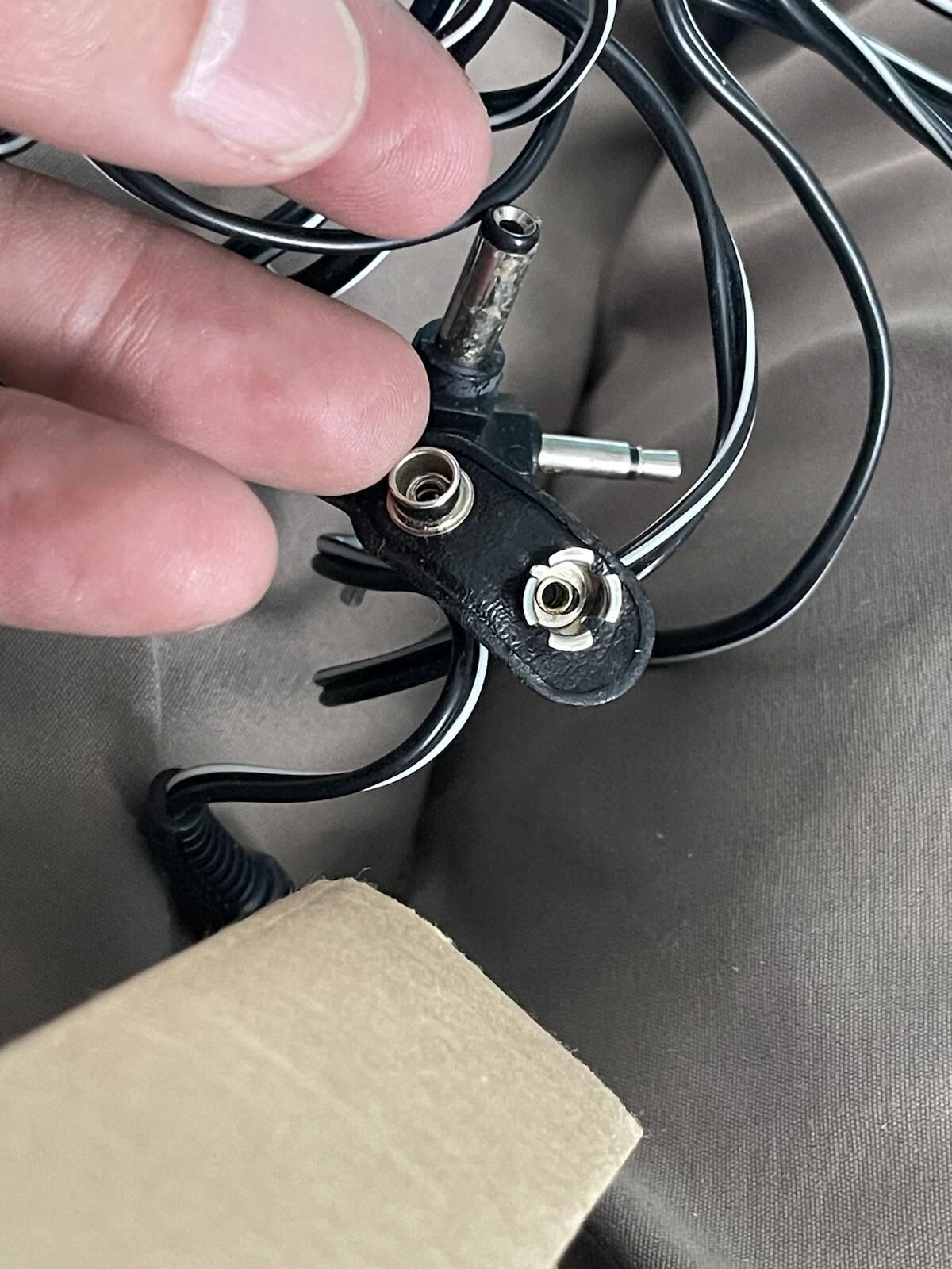 Avon Universal AC/DC Adapter; lightly used.