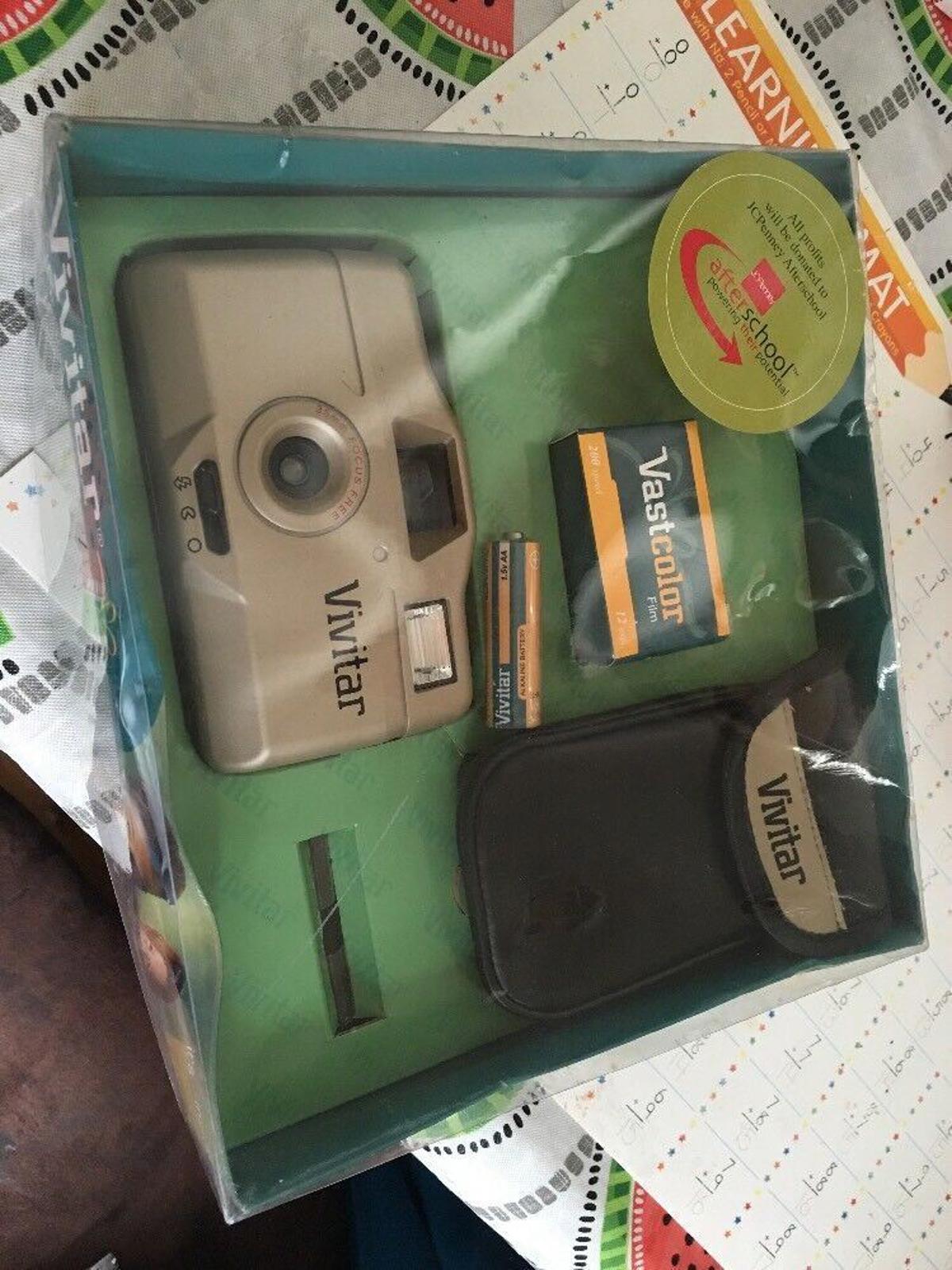 J C Penney Vivitar Camera Set 35mm Film Point & Shoot C10-19 (7)