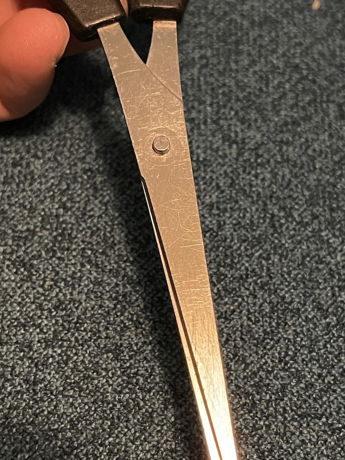 Vintage Scissors Barber Thinning Shears China Made Light Weight 5 Inch