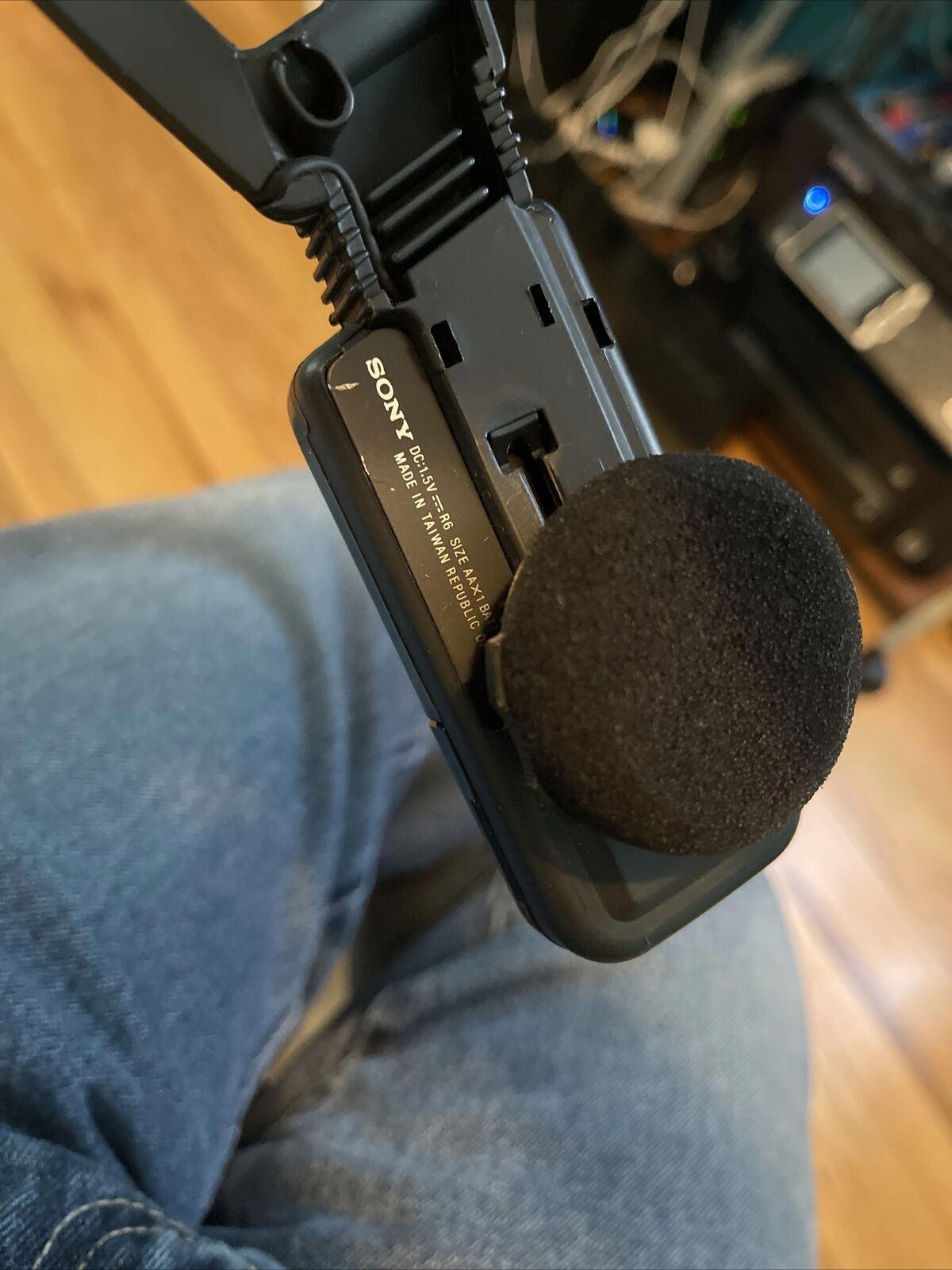 Vintage Sony SRF-R5 Stereo Receiver Headphones Works (4)