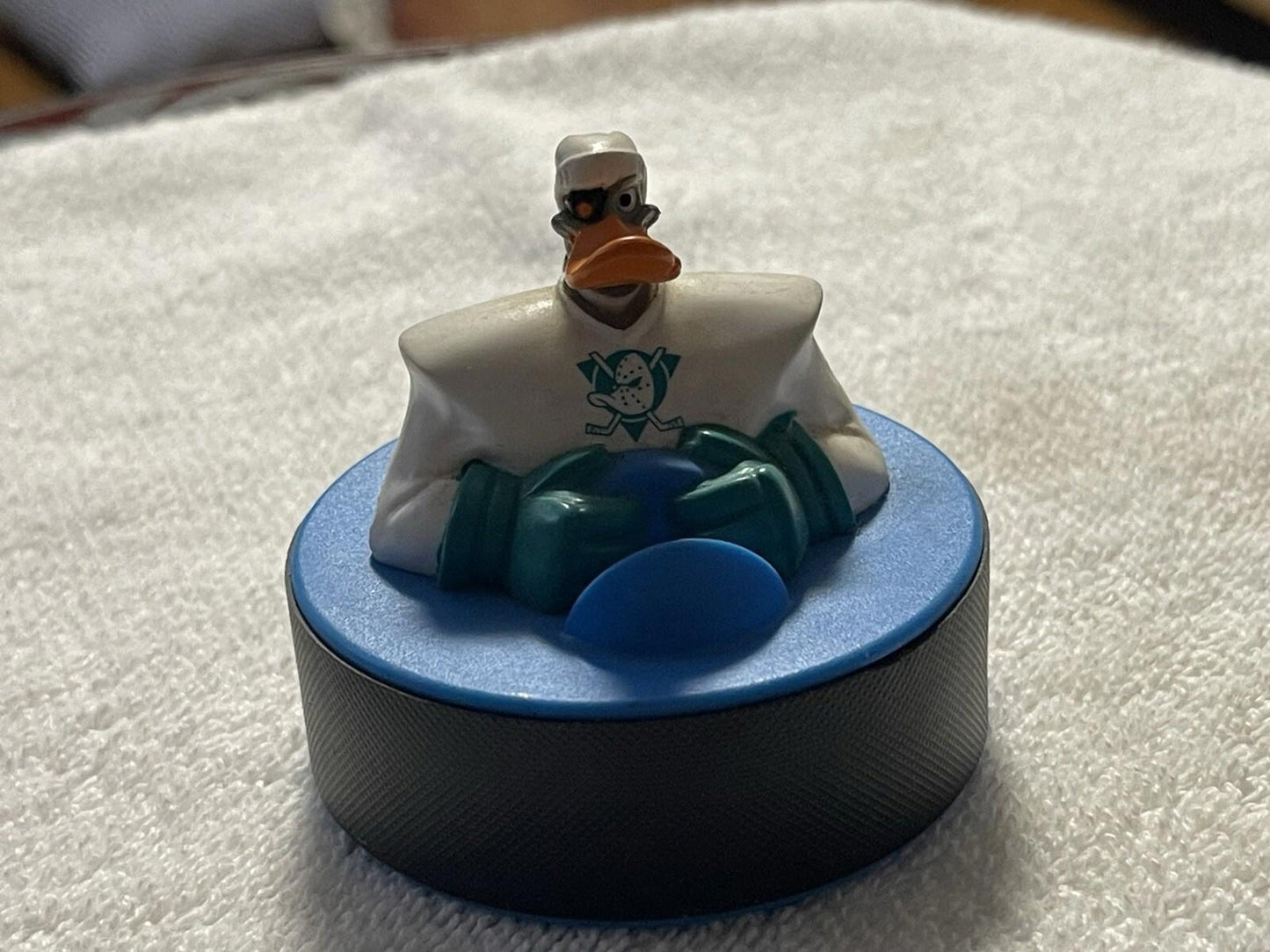 Disney Mighty Ducks McDonald's 2.5" Wildwing Hockey Puck 90s