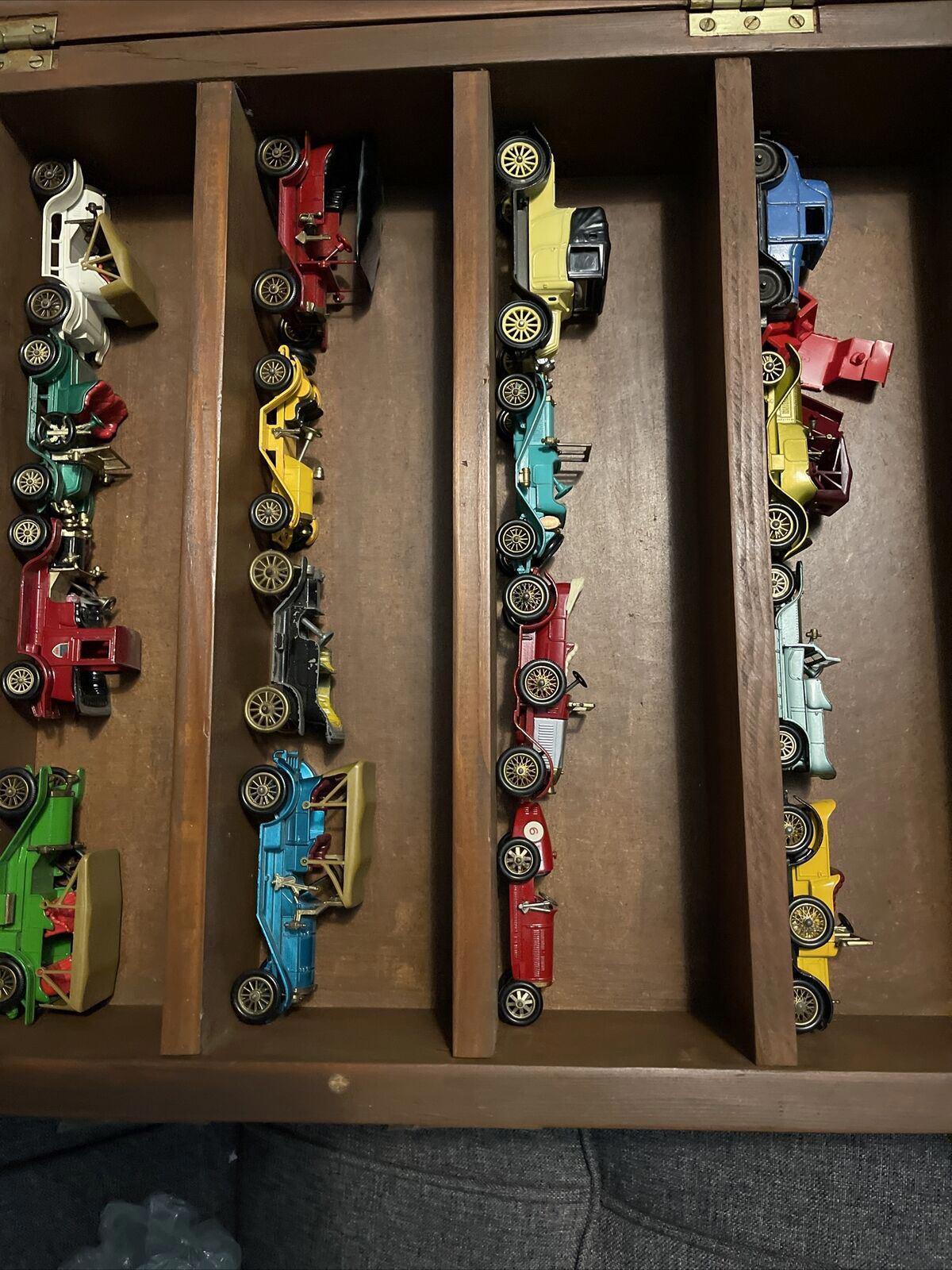 20 Hot Wheels