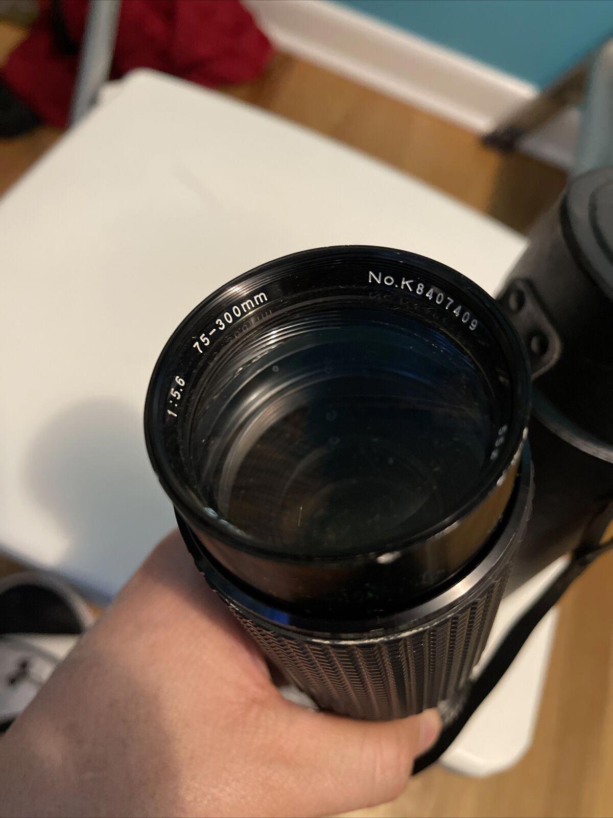 Albinar-ADG 1:5.6 75-300mm No.K8477395 Camera With Case (12)