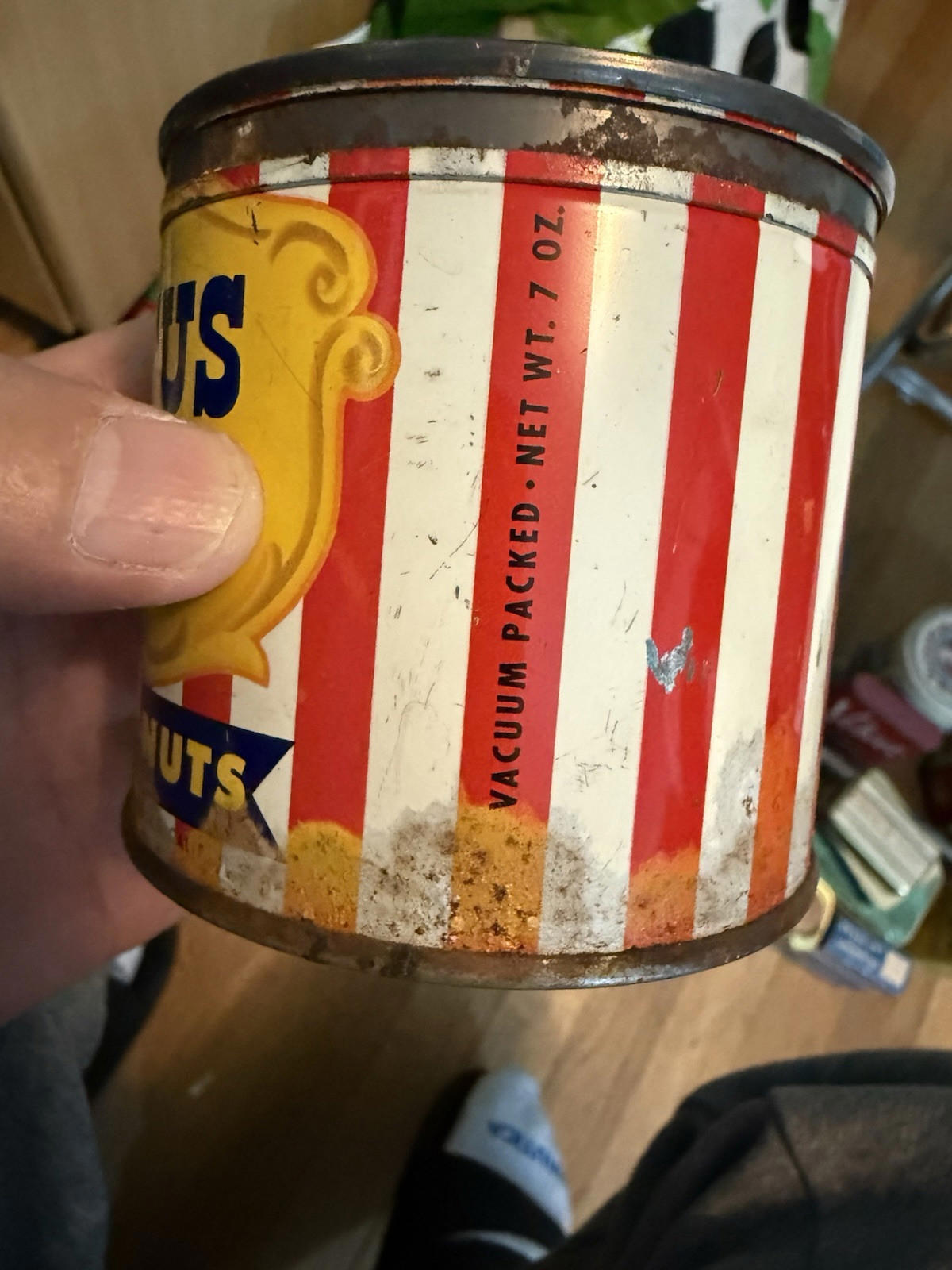 Rare Vintage c1946 Circus Peanuts Elephant SMALL PEANUTS TIN