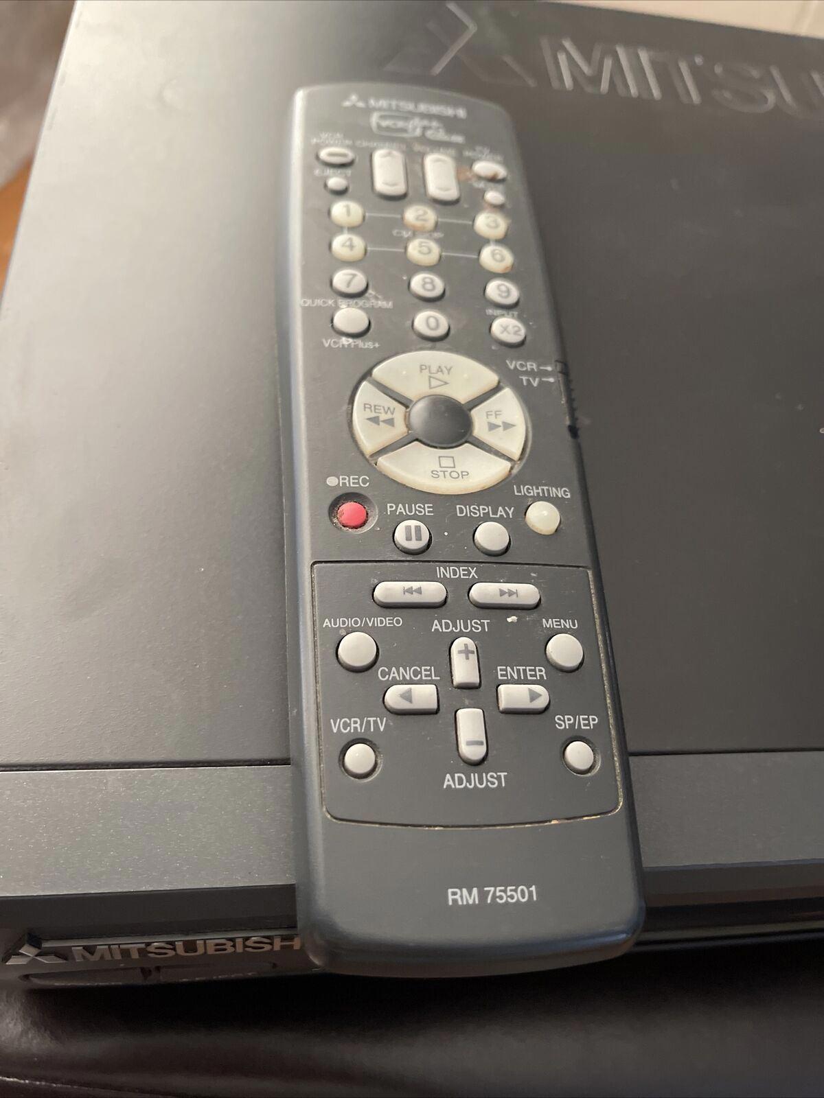 mitsubishi vintage vcr model HS-U577