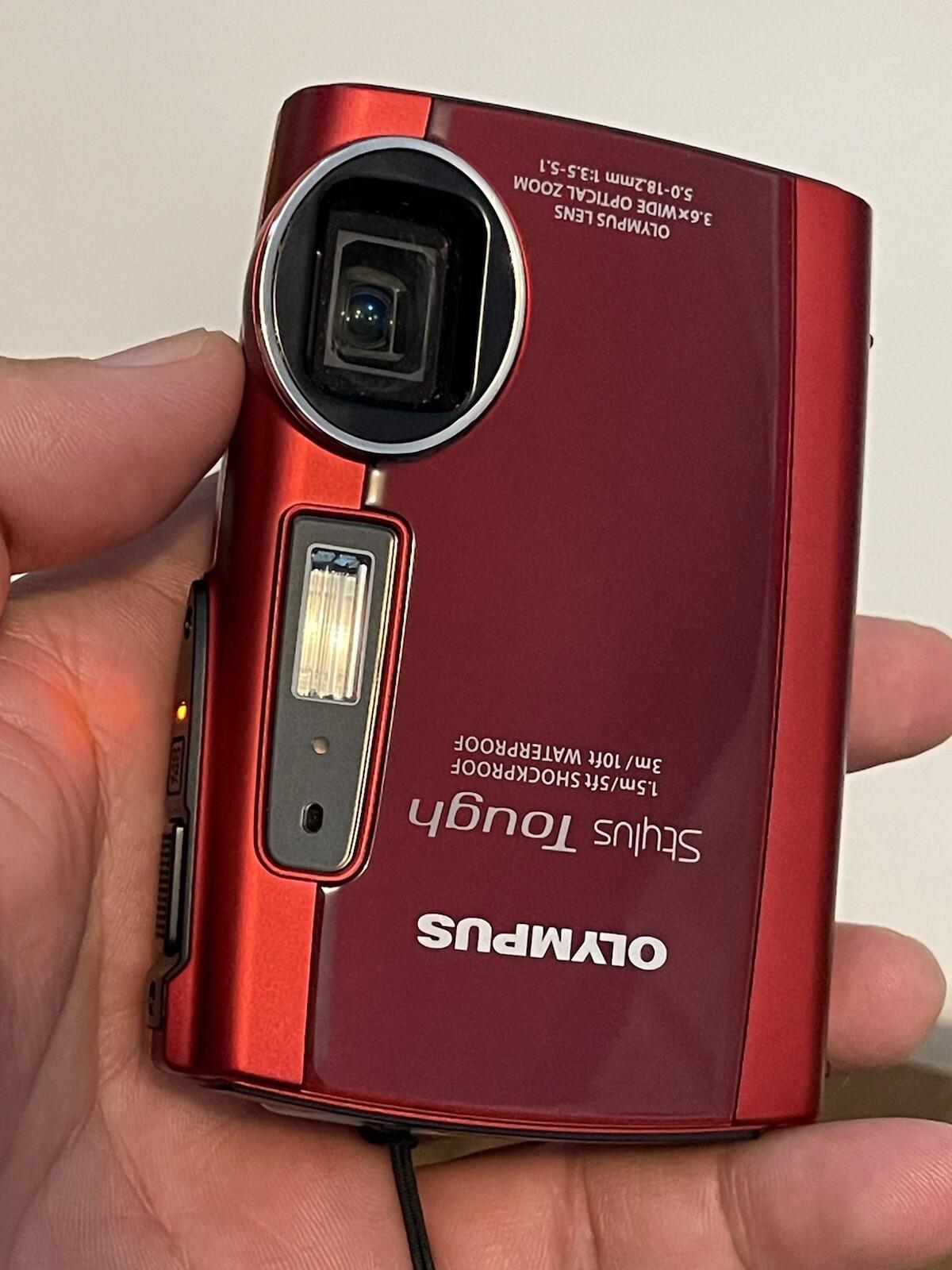 Olympus Stylus Tough 3000 µTough 3000 12.0MP Digital Camera - Red (6)