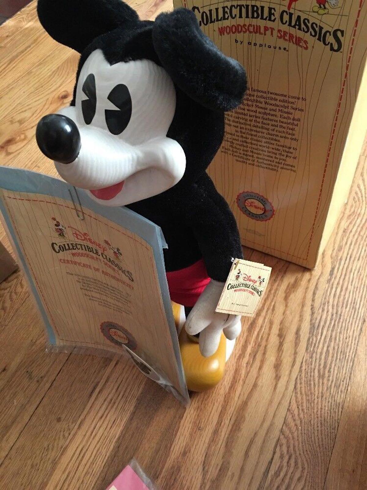 Mickey + Minnie Mouse Disney Collectible Classics Woodsculpt Series By Applause