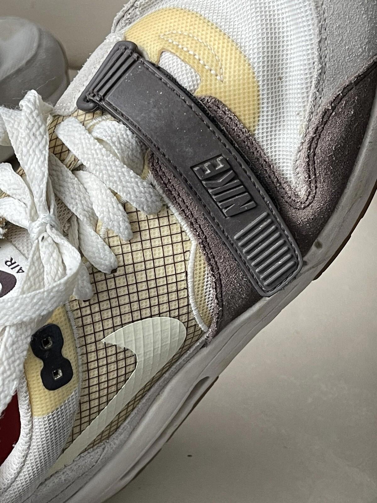 Vintage NIKE Airmax Size 9