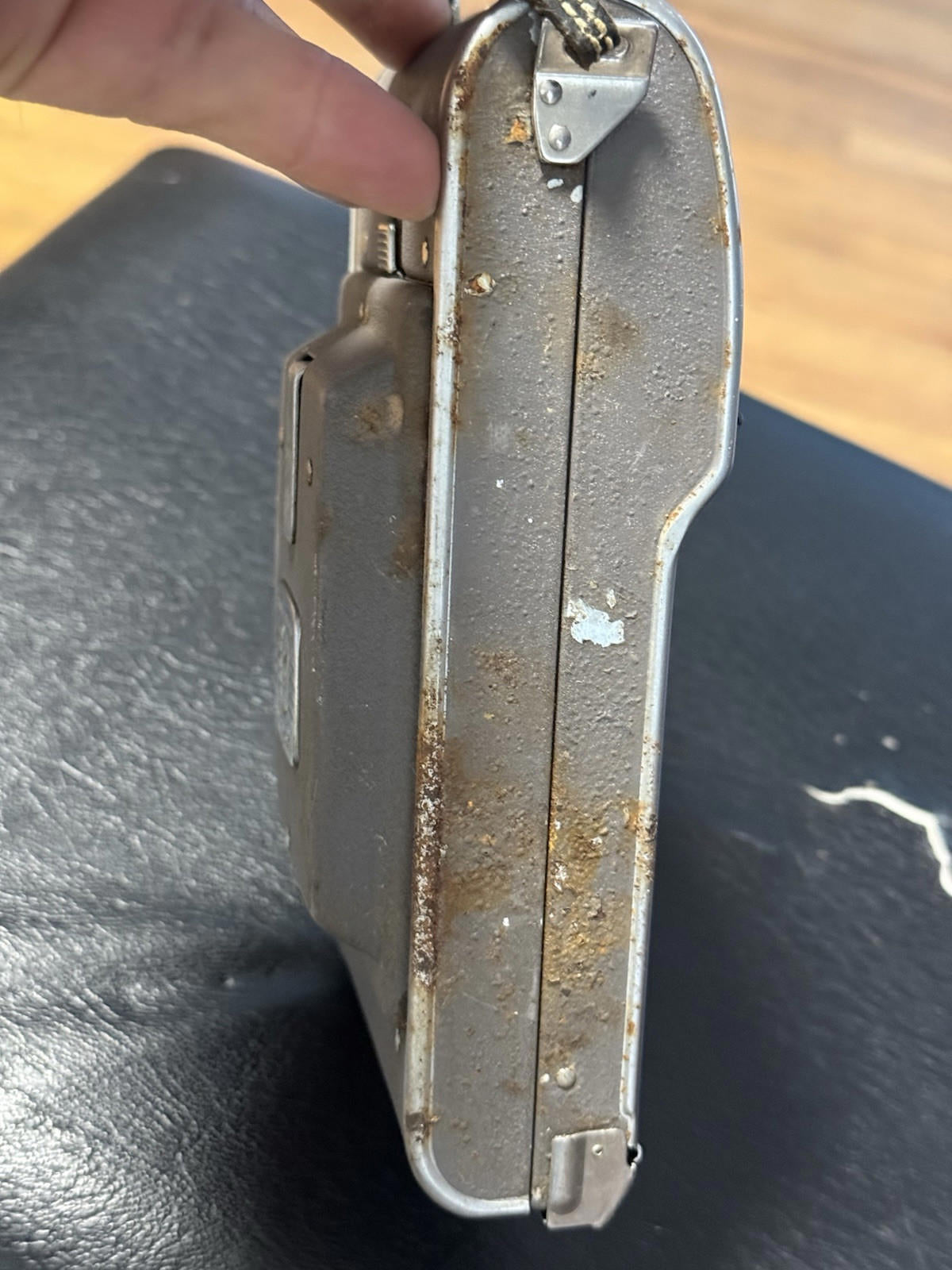 Vintage Antique 1950's Polaroid Land Camera Model 80  Rusty Spots , Not Tested