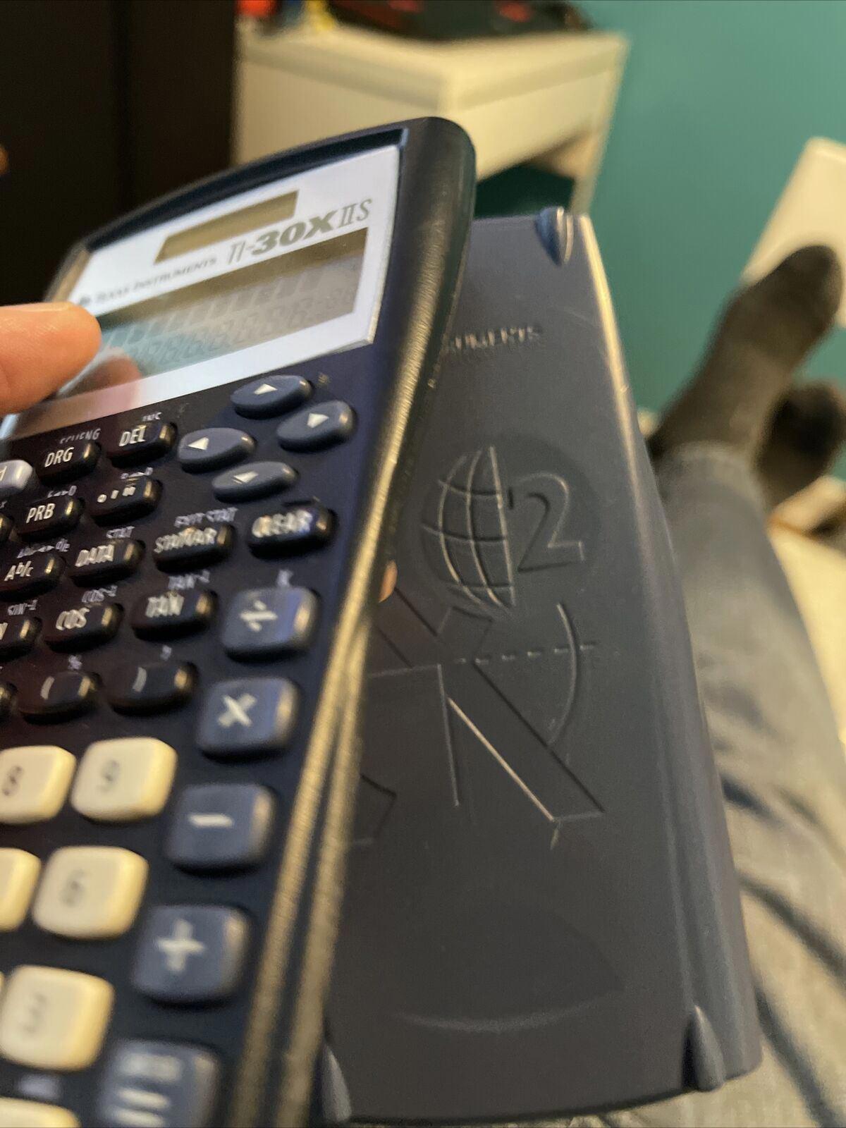 Texas Instruments TI-30X IIS Scientific Calculator Solar w/ Cover (12)