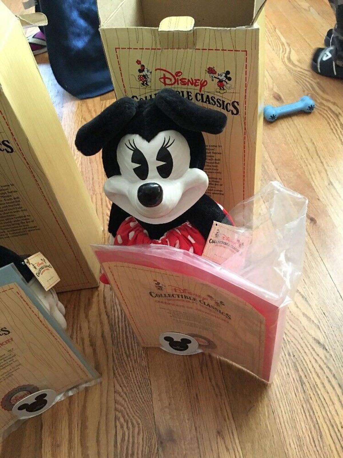 Mickey + Minnie Mouse Disney Collectible Classics Woodsculpt Series By Applause