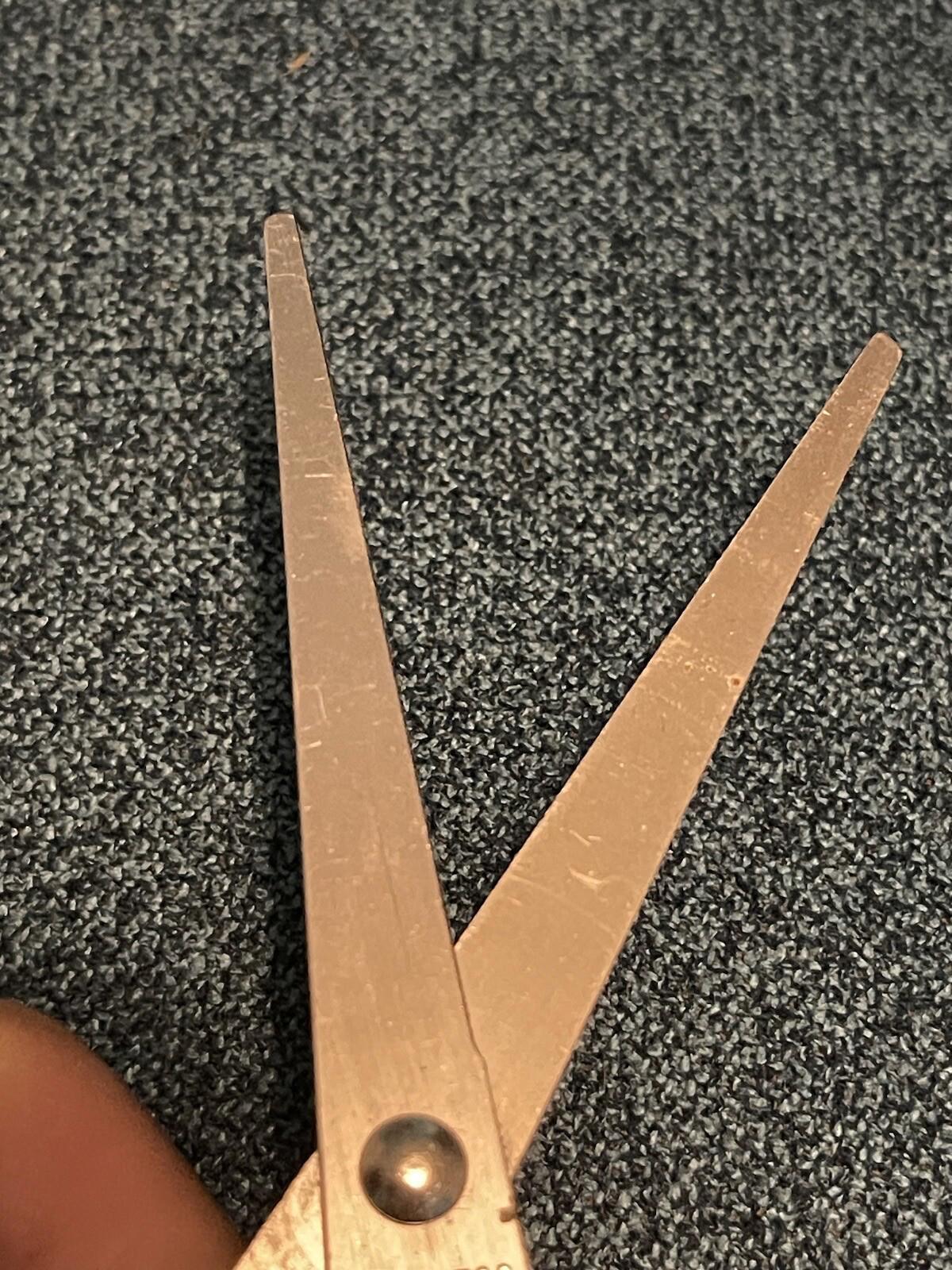 Vintage Scissors Barber Thinning Shears China Made Light Weight 5 Inch