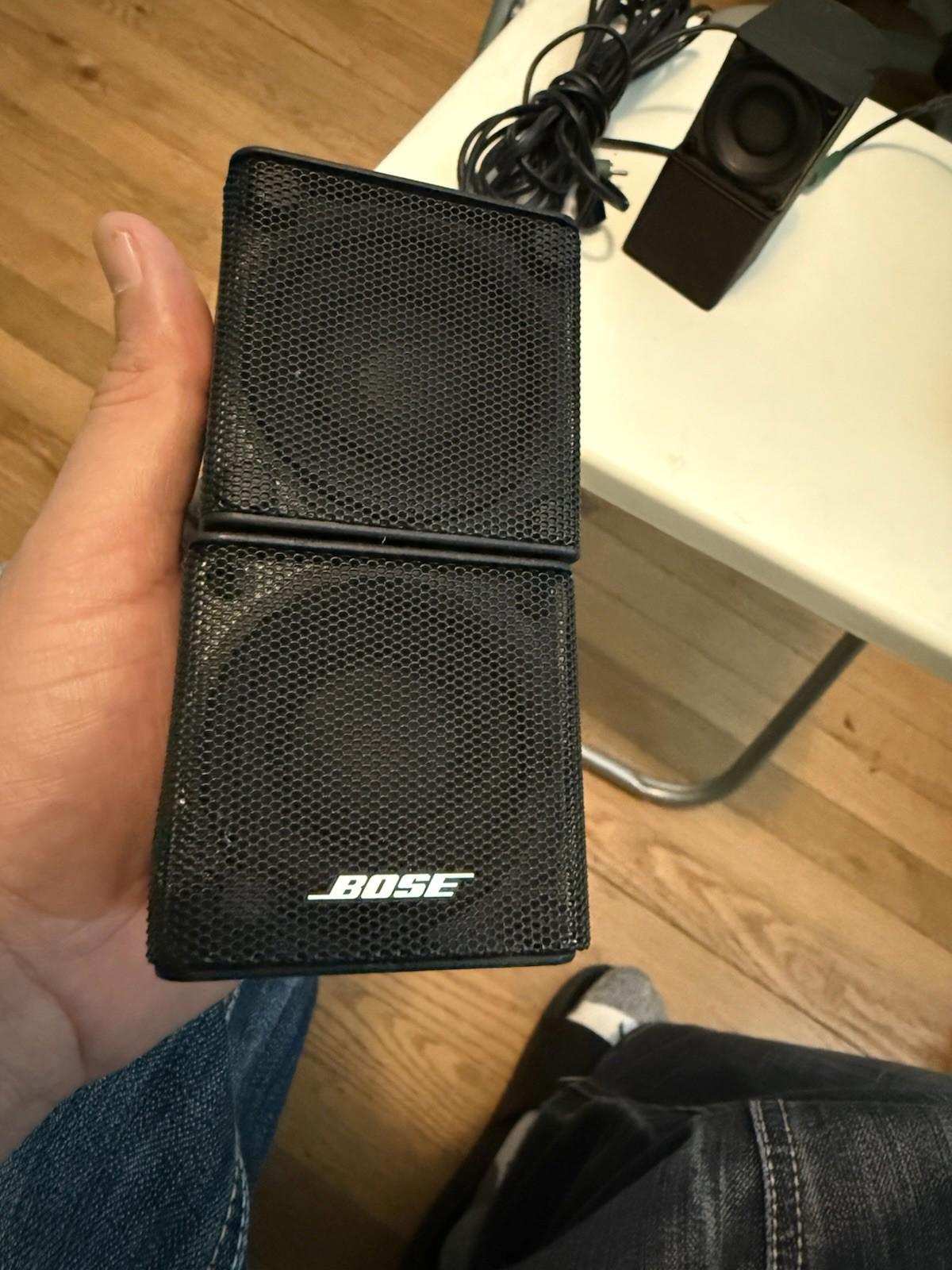 Bose Double Cube Jewel Speaker with Cord, Wire - Black, One Speaker Missing Gril