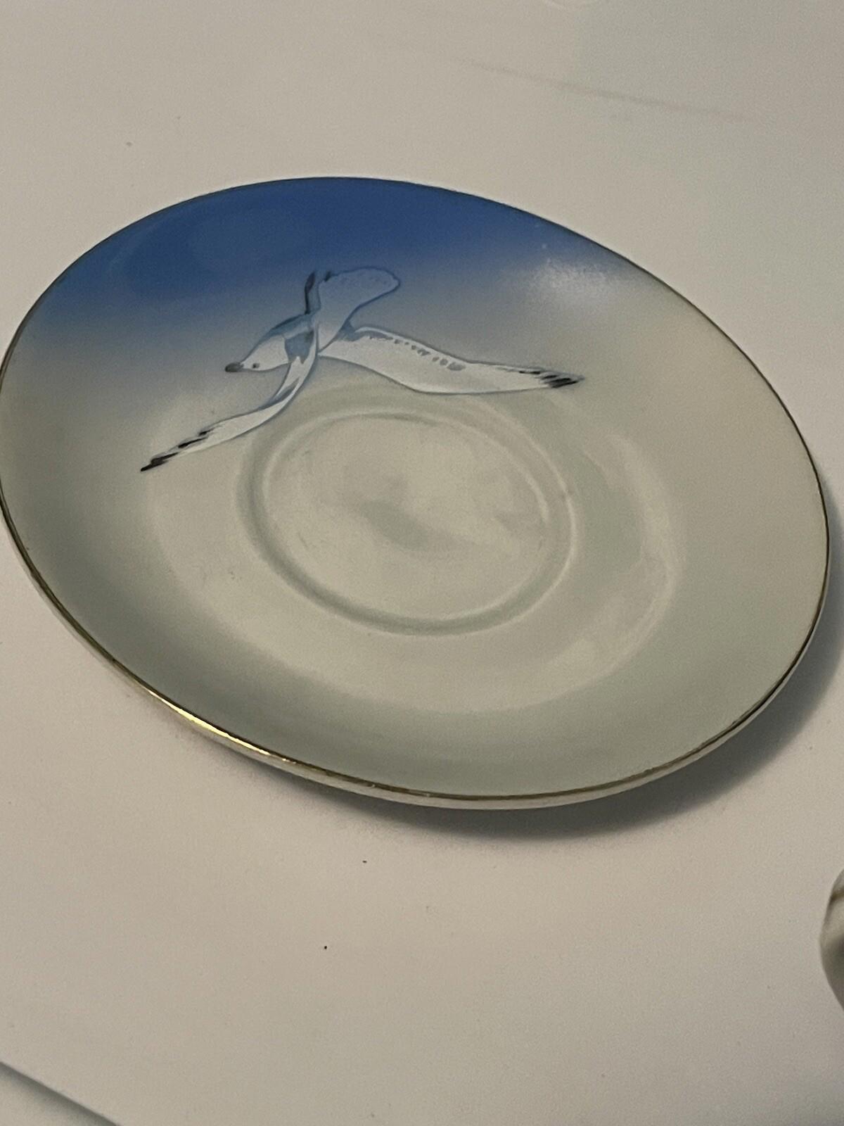 Discover Alaska tea set