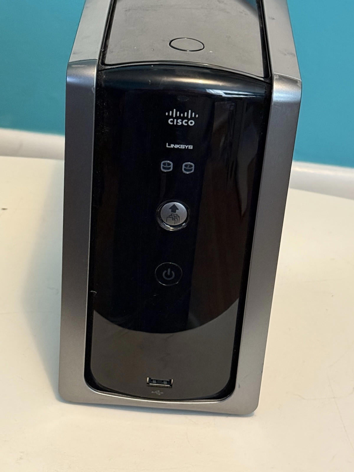 LinkSys Media Hub NMH 305, , Works , No Hard Drives