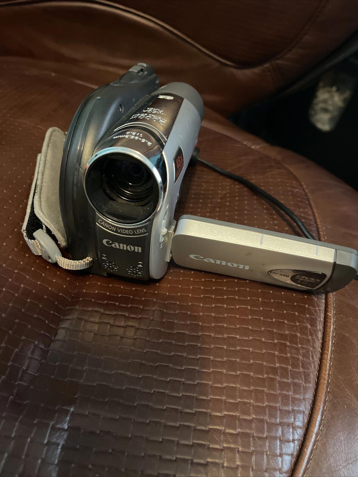 Canon DC320 DVD/SD Card Camcorder, Battery, Charger, (11)