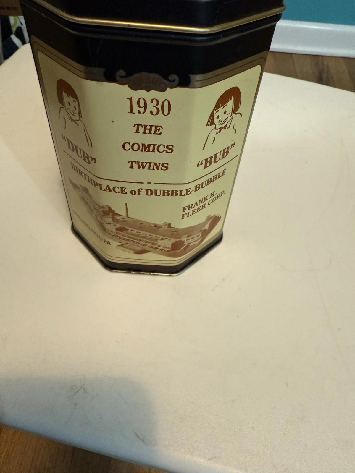 Vintage Repro. 1994 First Edition Fleer Dubble Bubble Tin Canister Octagon Black