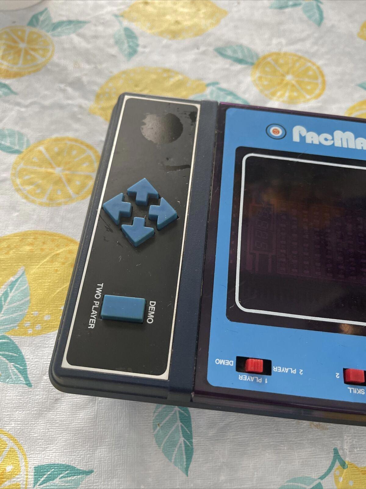 Entex 1981 PacMan 2 Handheld Vintage Video Game Original Works Electronic (19)