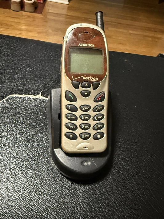 Vintage Audiovox phone CDM-130, Untested