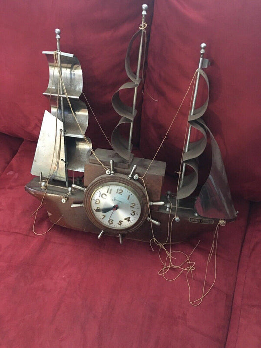 Mastercrafters yankee clipper sailboat ship boat self starting electric clock