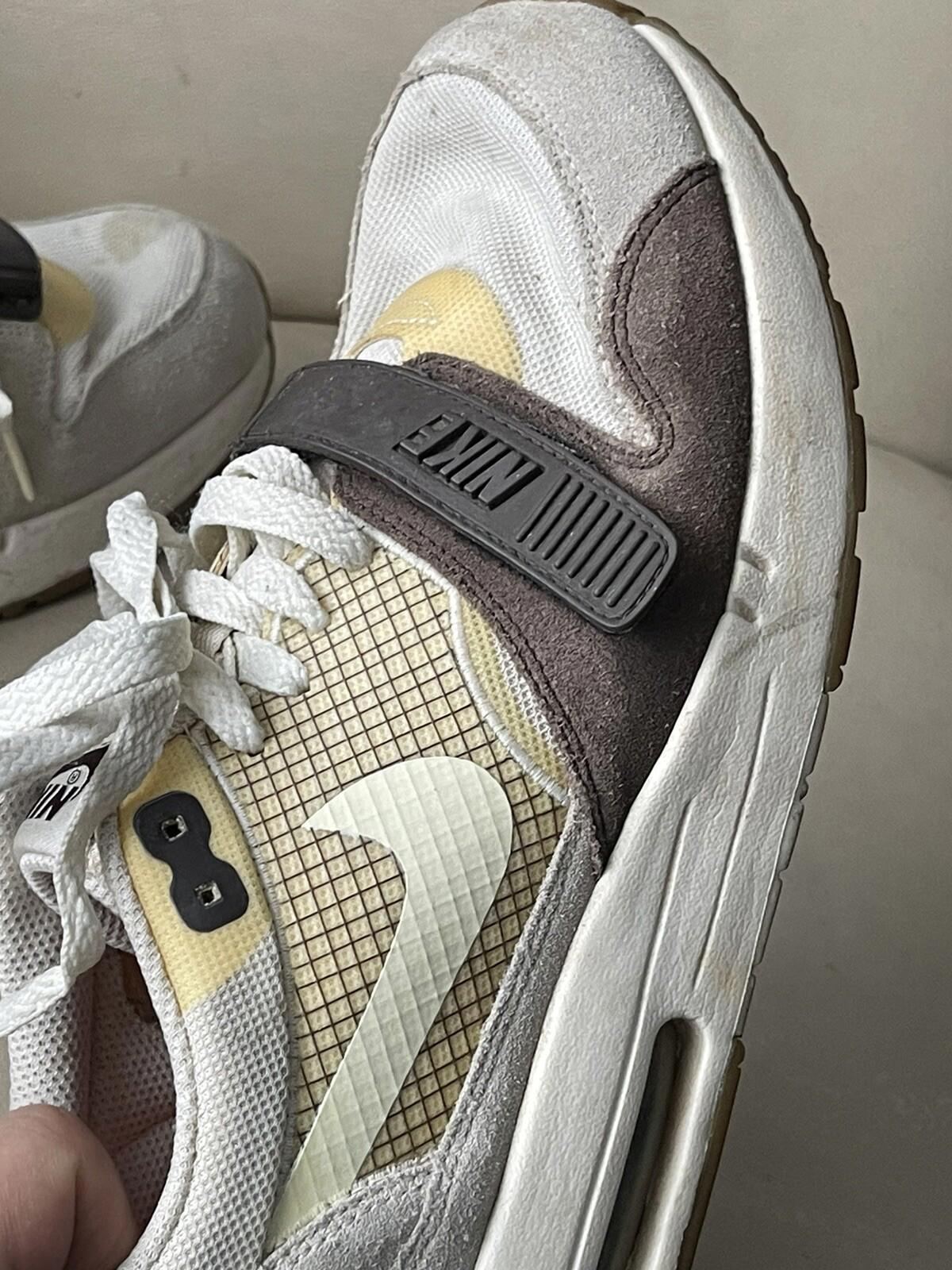 Vintage NIKE Airmax Size 9