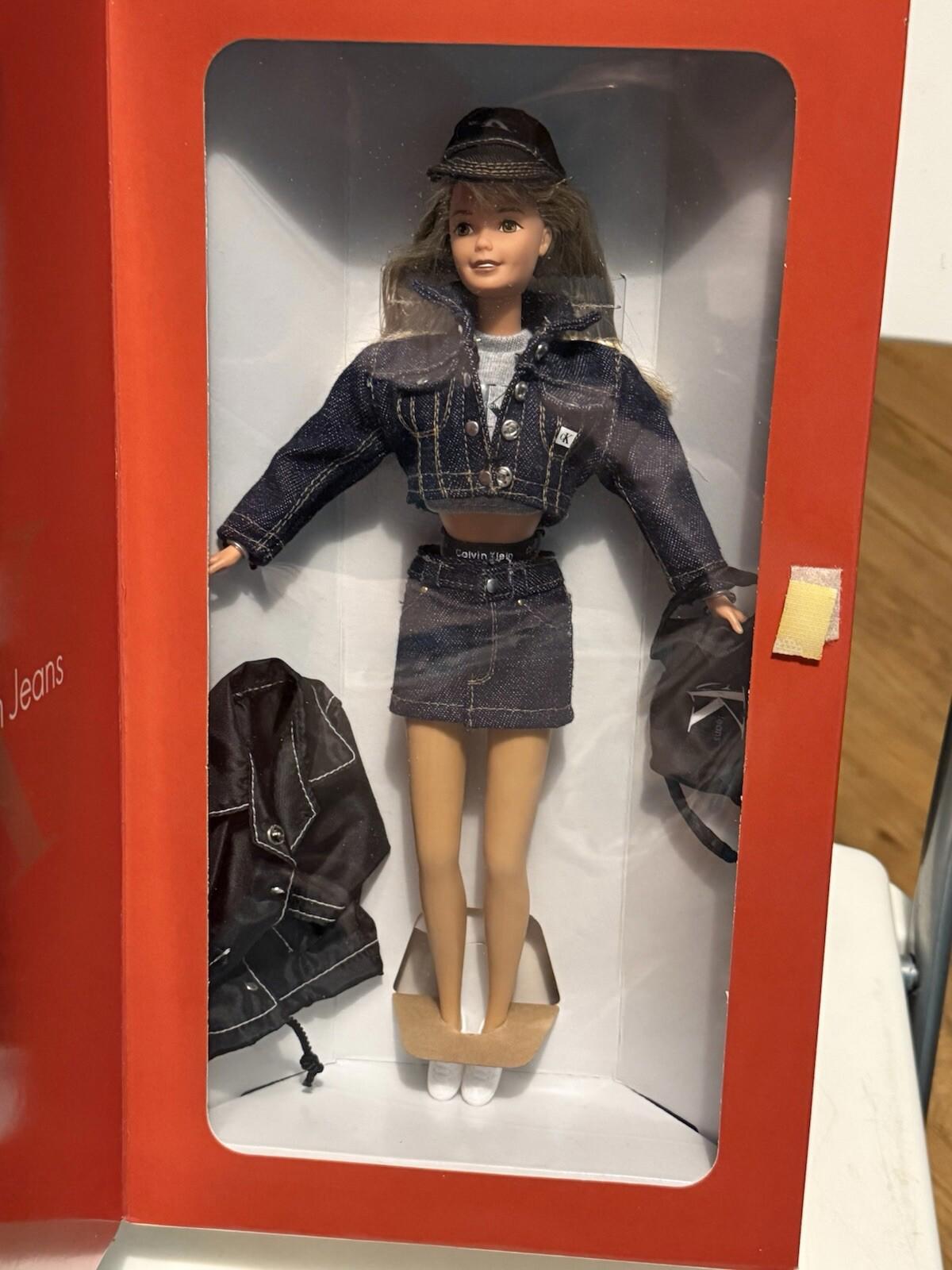 BARBIE CALVIN KLEIN JEANS BLOOMINGDALE'S  LIMITED EDITION  1996 MATTEL