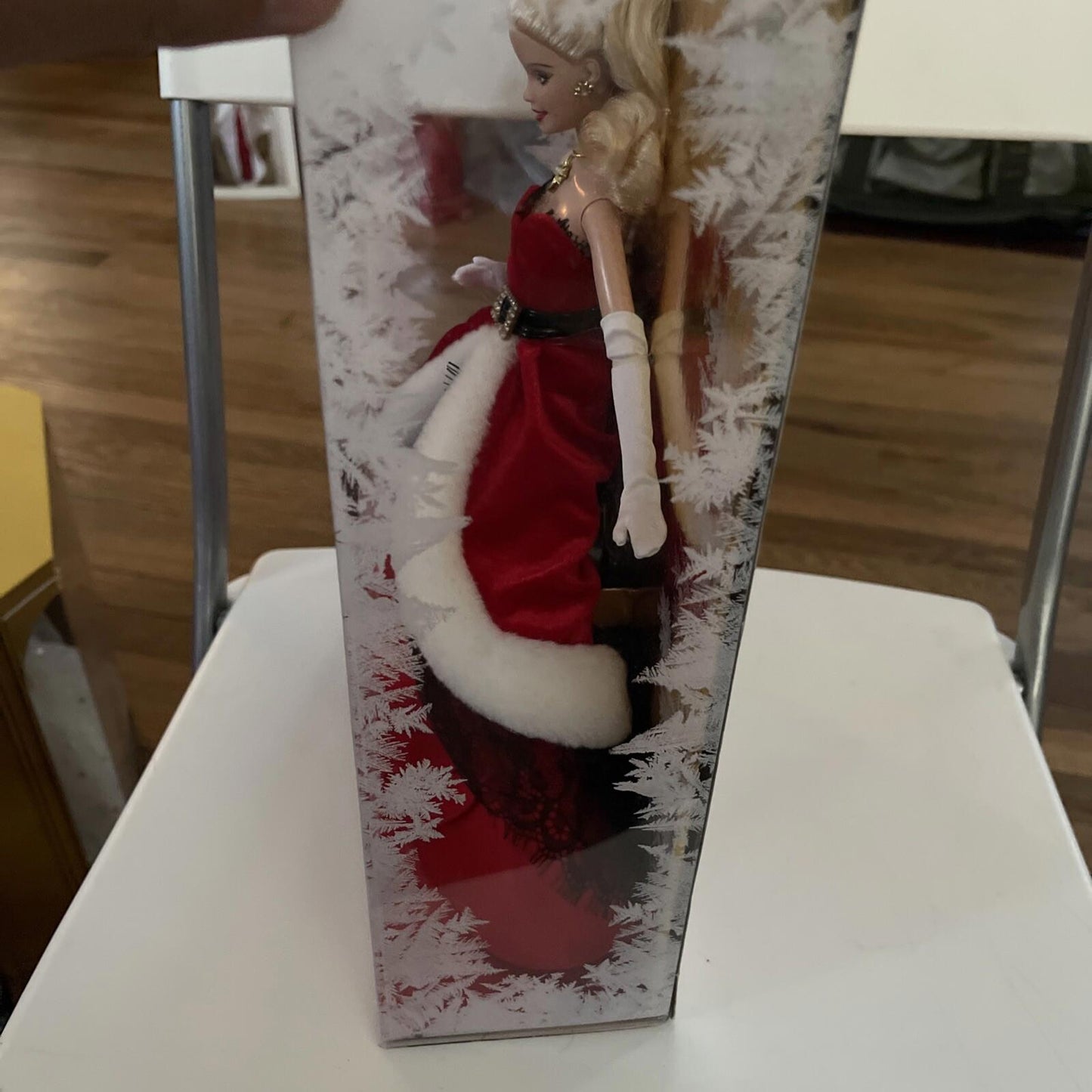 2007 Mattel Holiday Barbie Doll Collector Blonde Red Velvet Christmas Dress