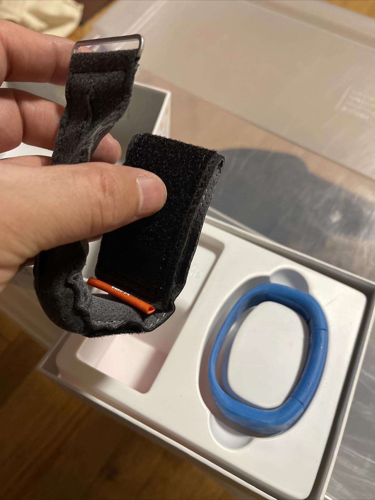 lark life , live smarter.      (19)